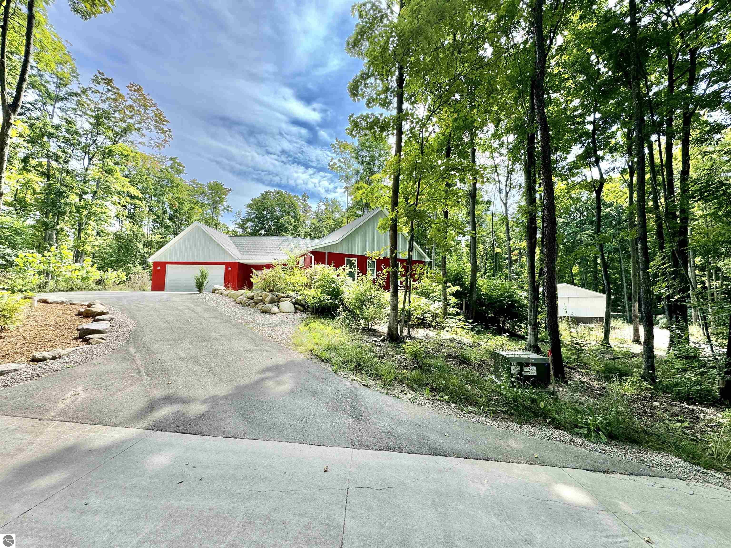2144 N Jacobson Road