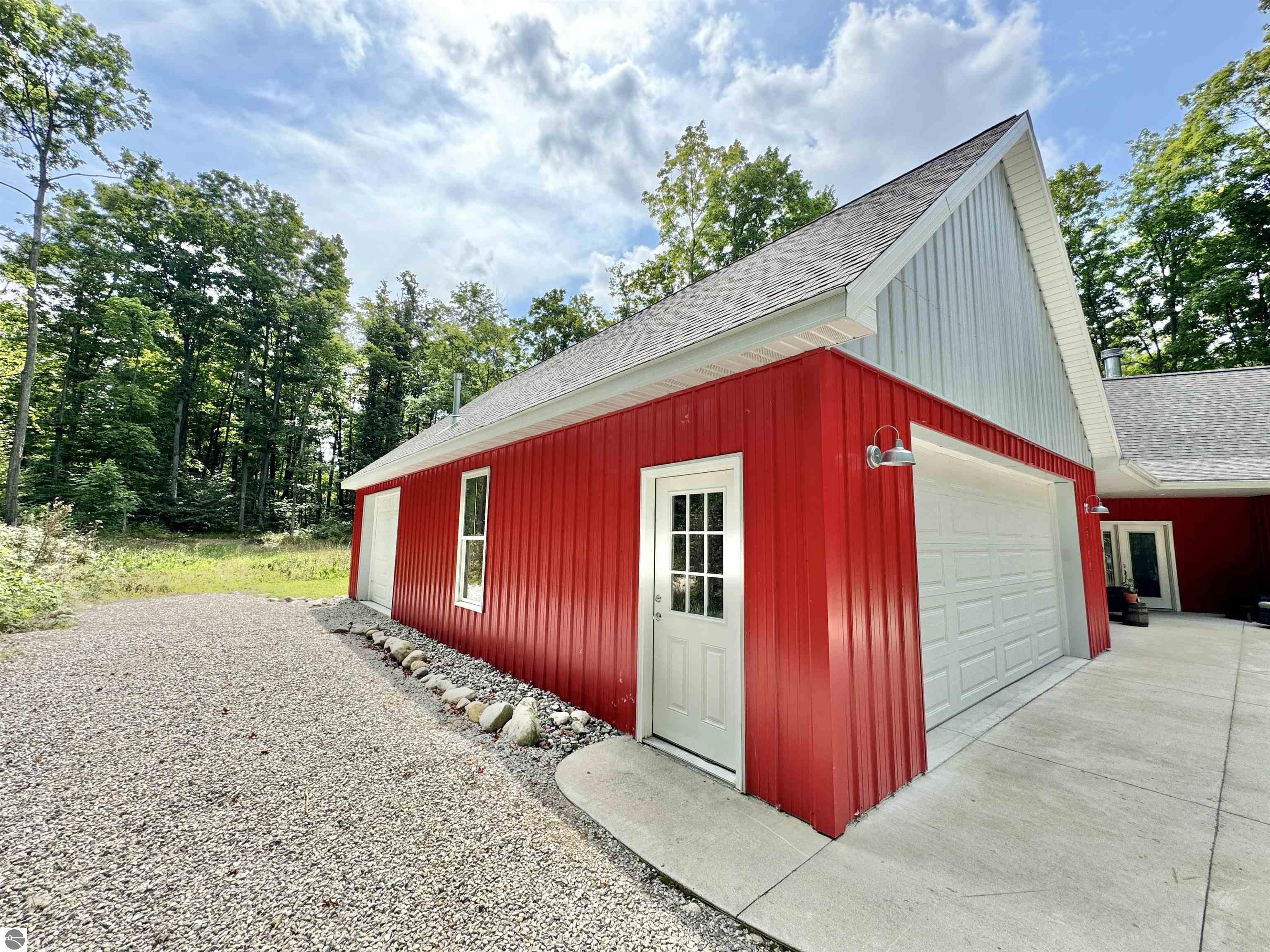 2144 N Jacobson Road