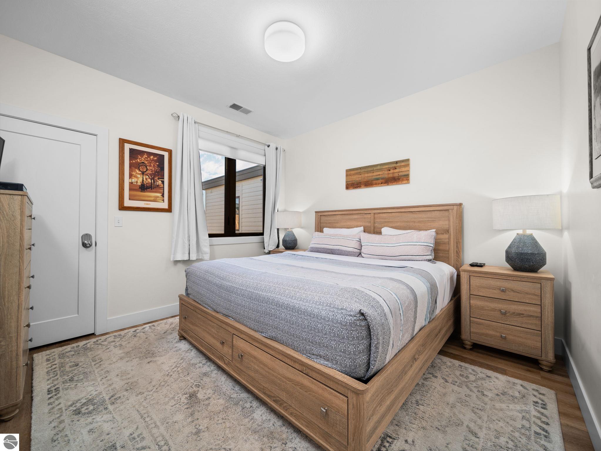 131 E Eighth Street # 315