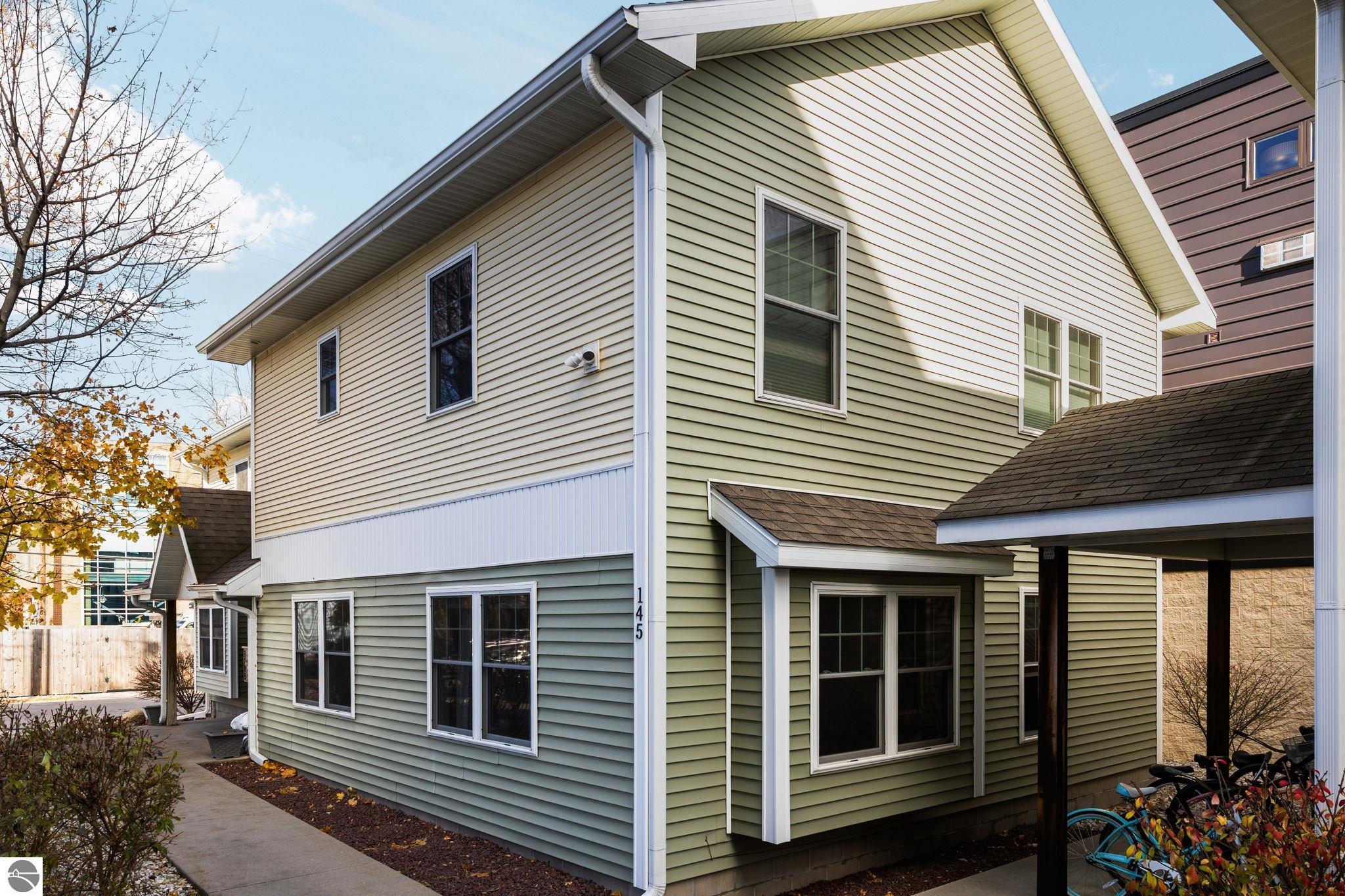 145 E Eighth Street # 109