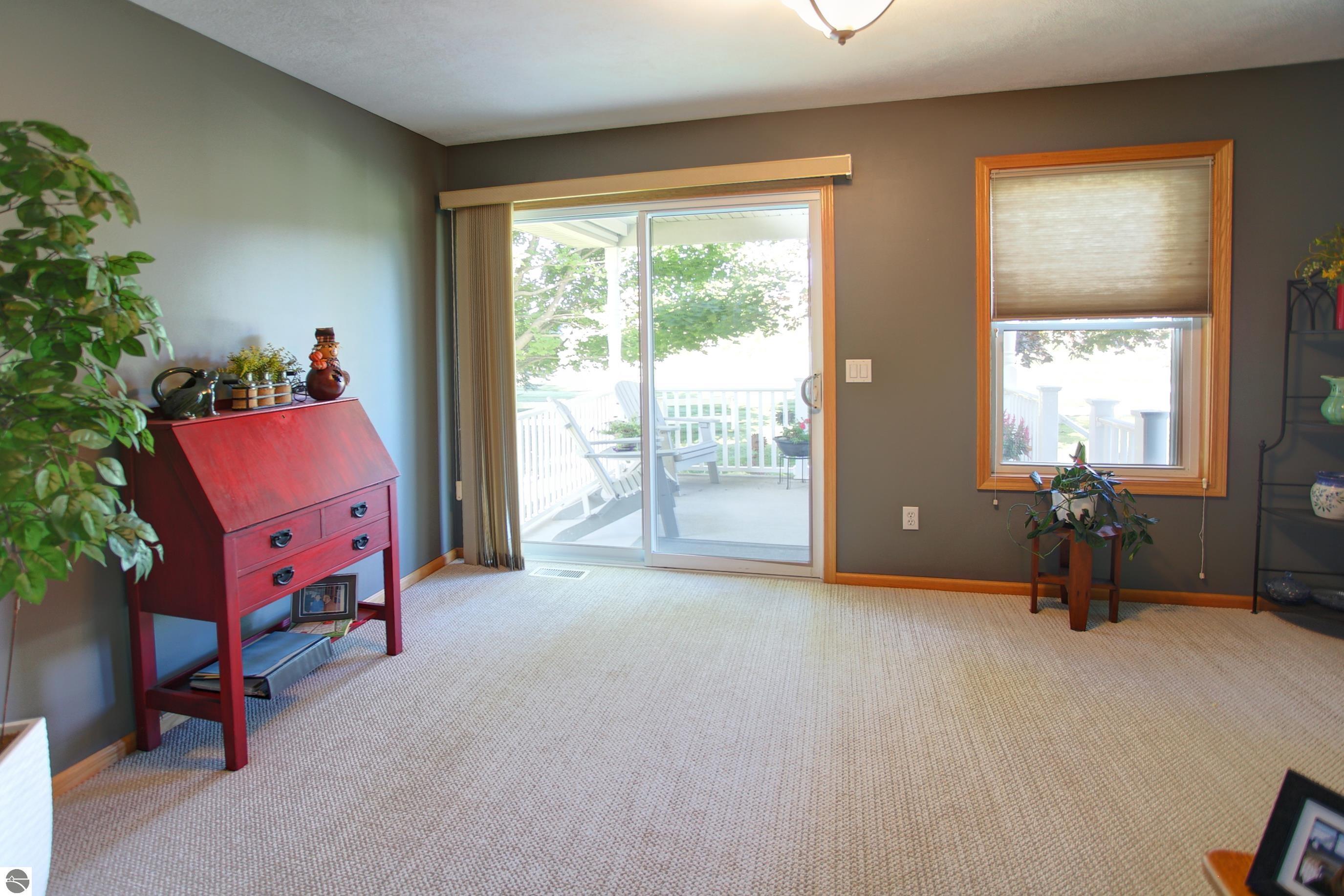 2111 Seaview Drive