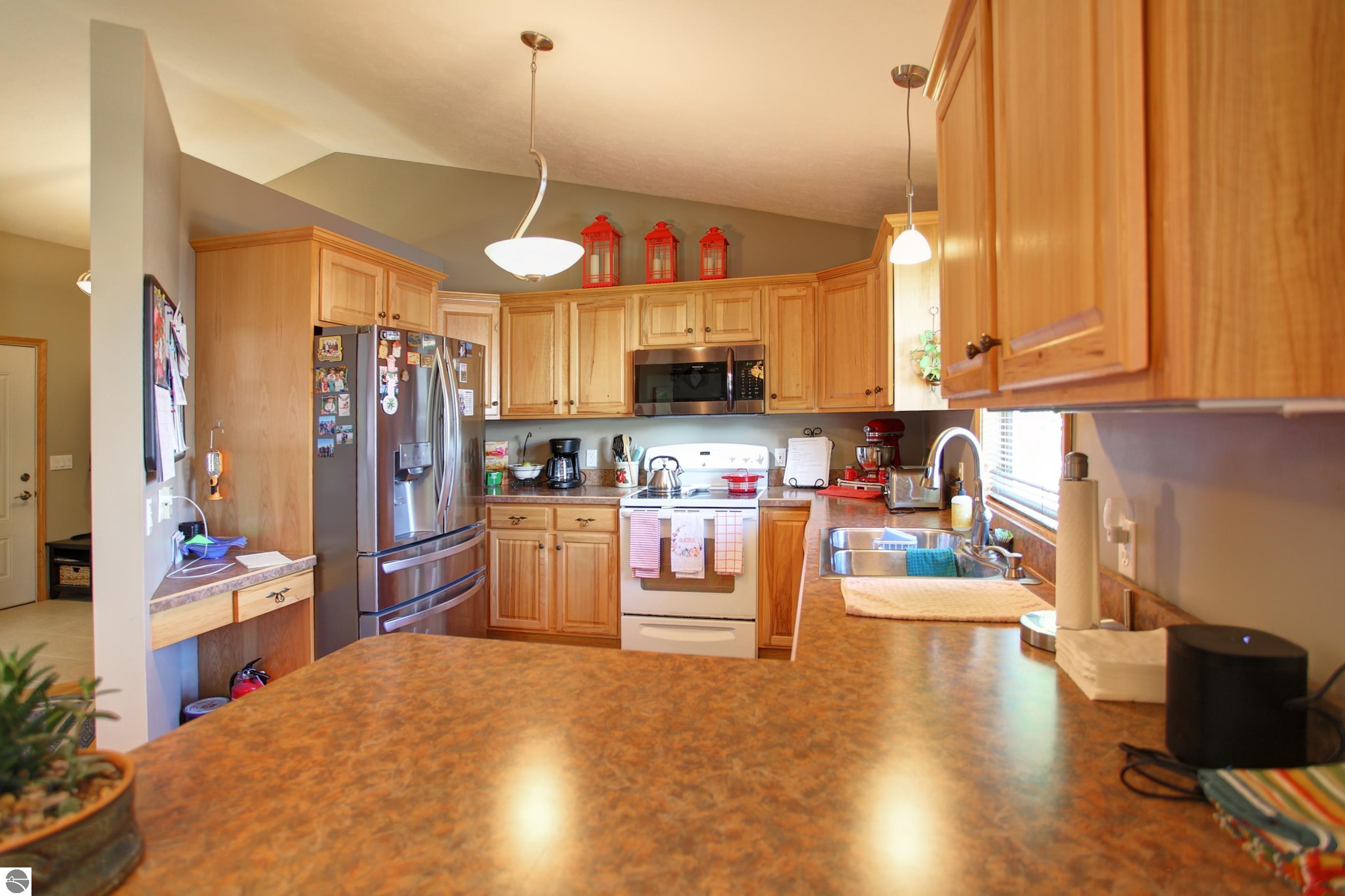 2111 Seaview Drive