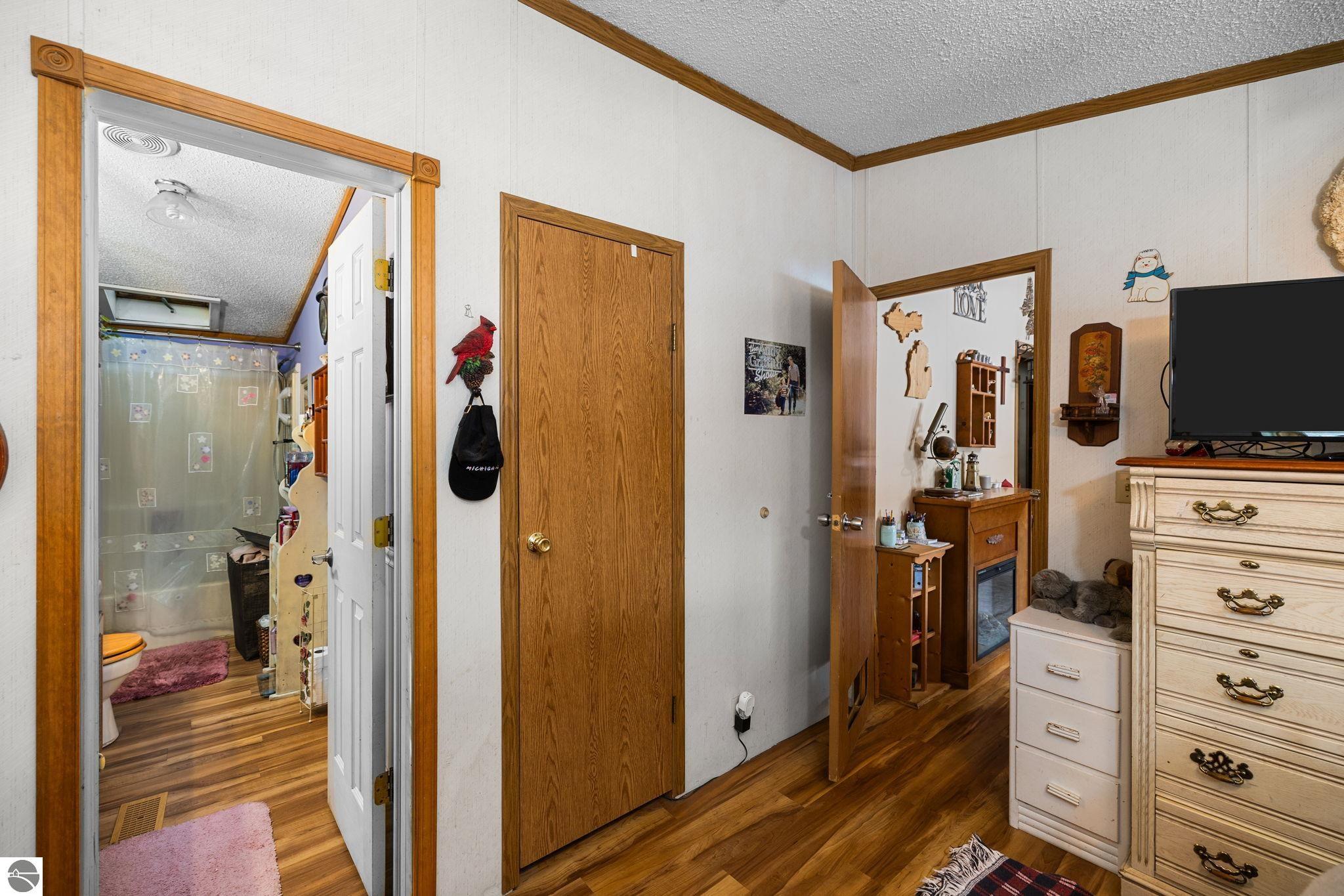 4321 Hickory Drive
