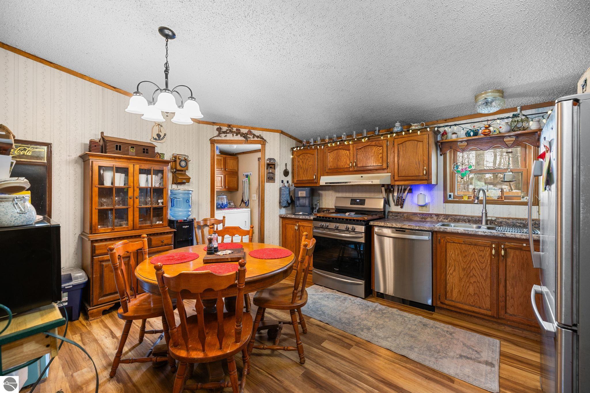 4321 Hickory Drive