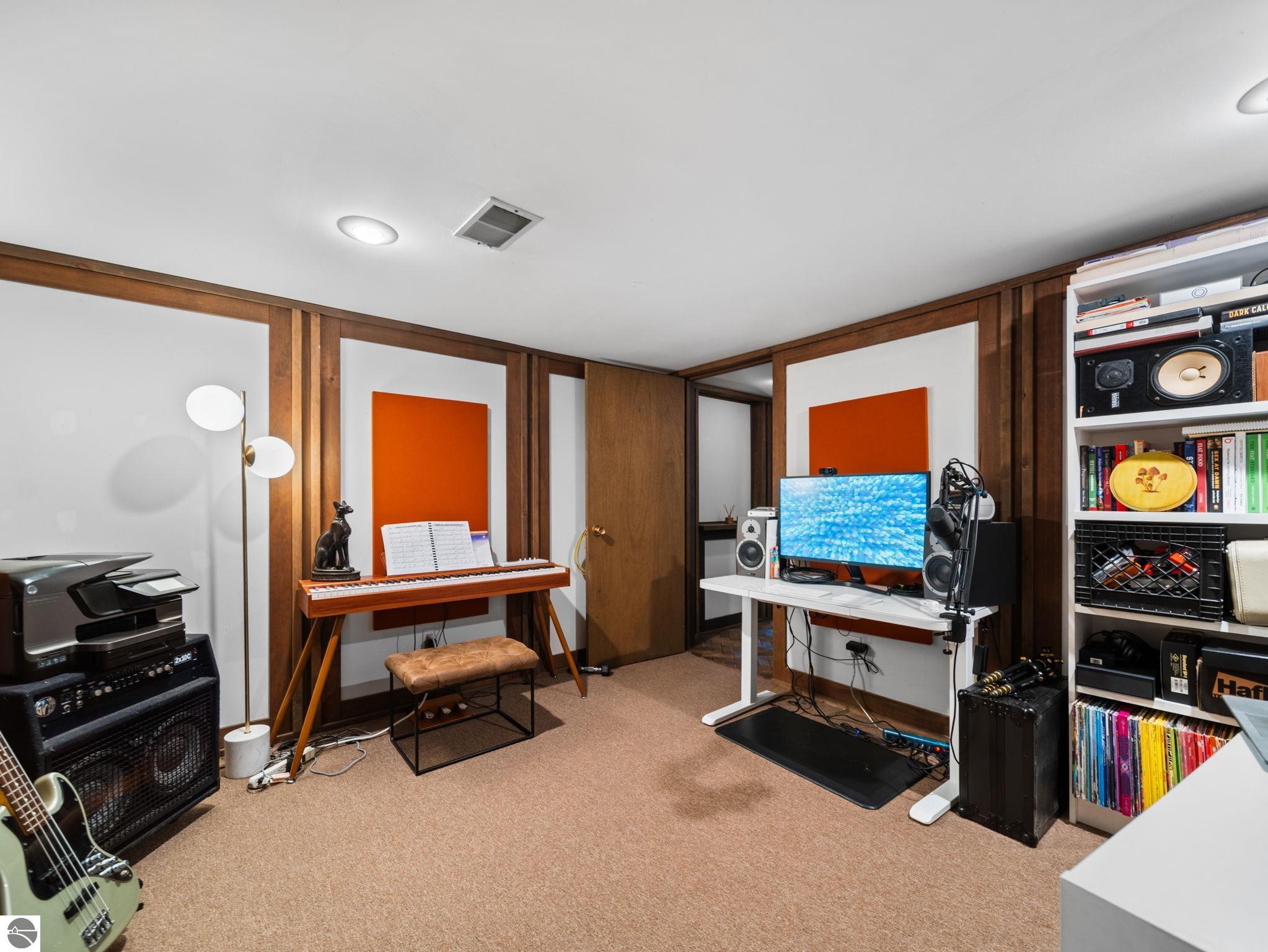2991 Ishpeming Trail