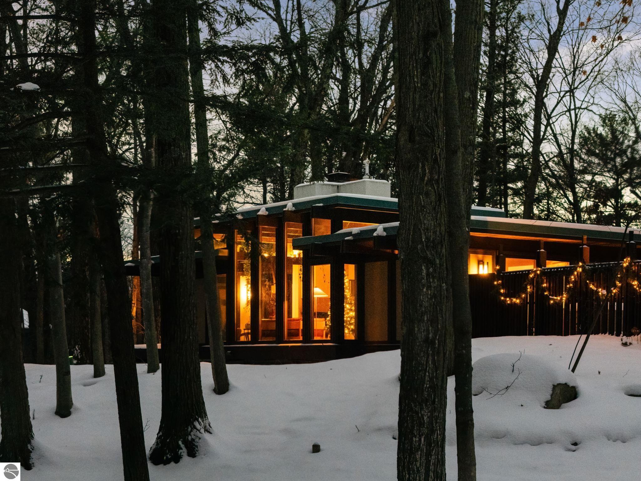 2991 Ishpeming Trail