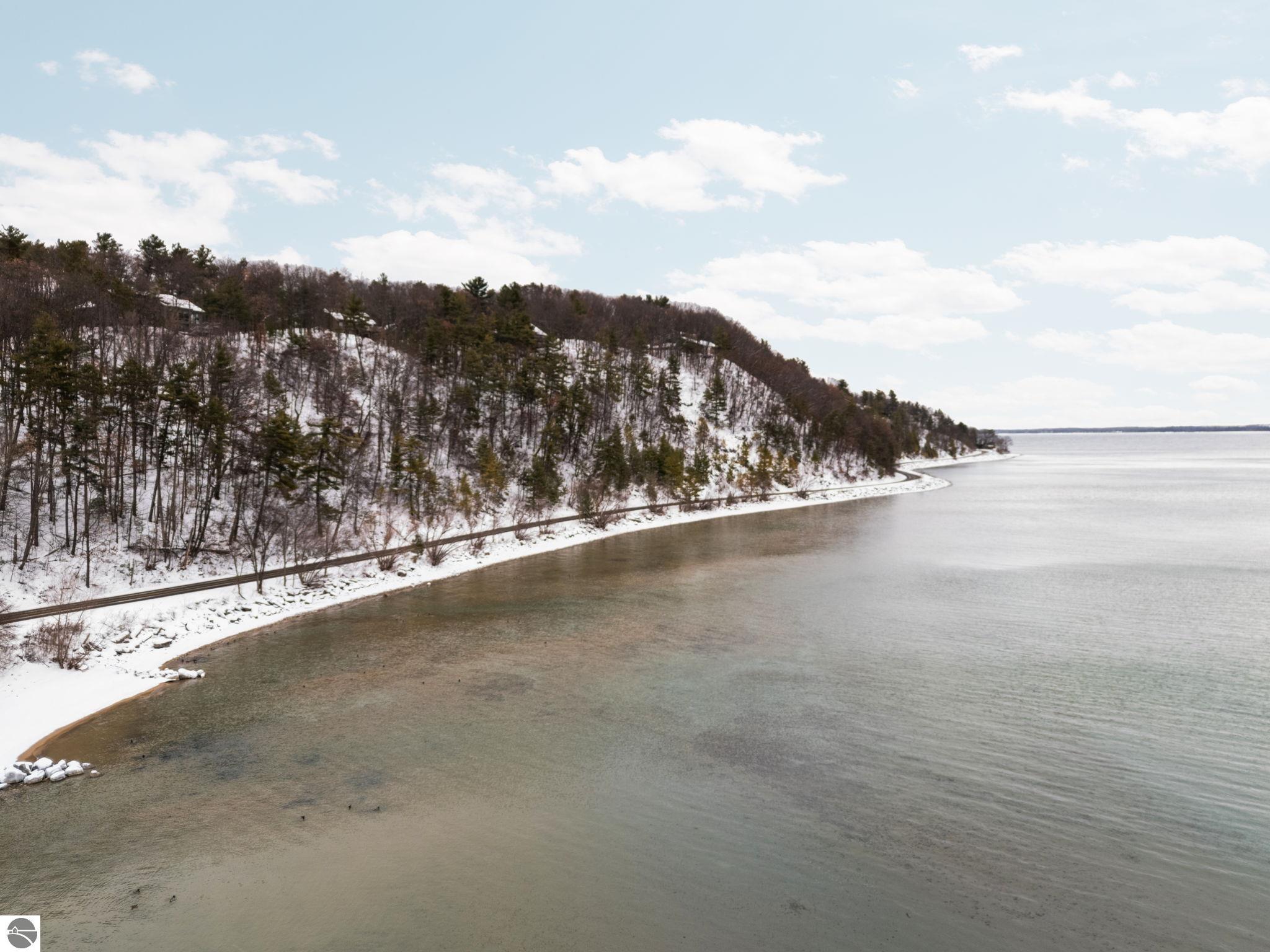 2991 Ishpeming Trail