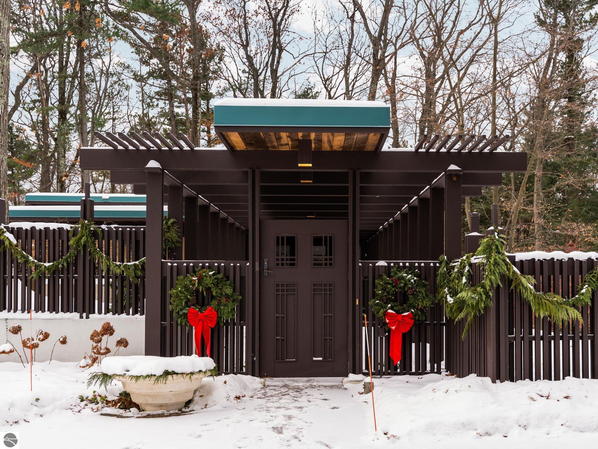 2991 Ishpeming Trail
