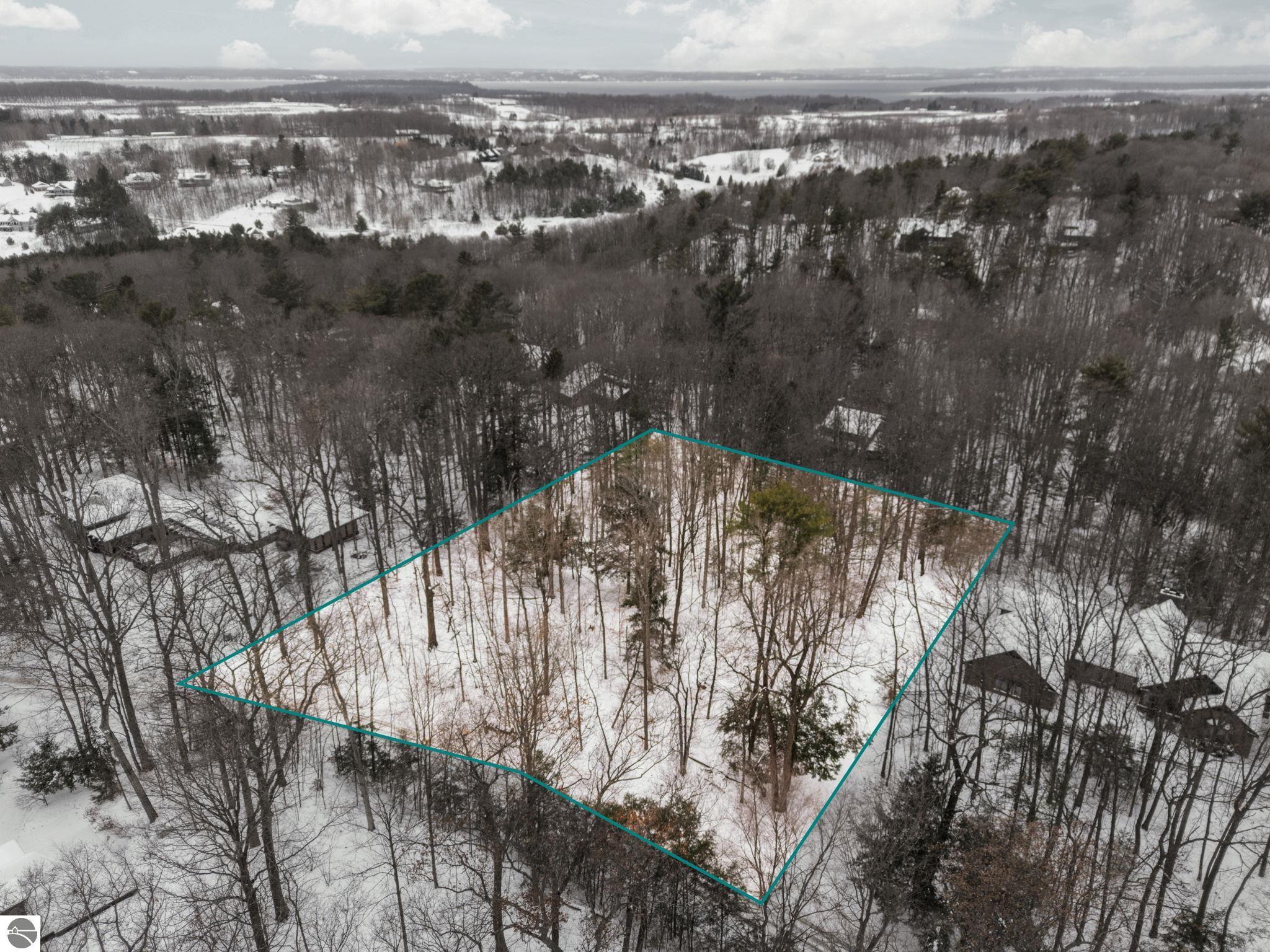 3019 Ishpeming Trail