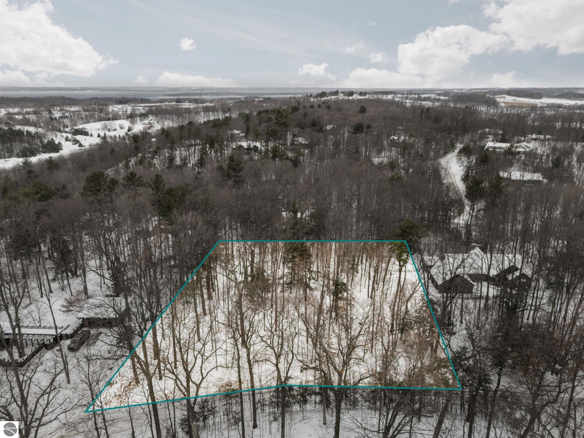 3019 Ishpeming Trail
