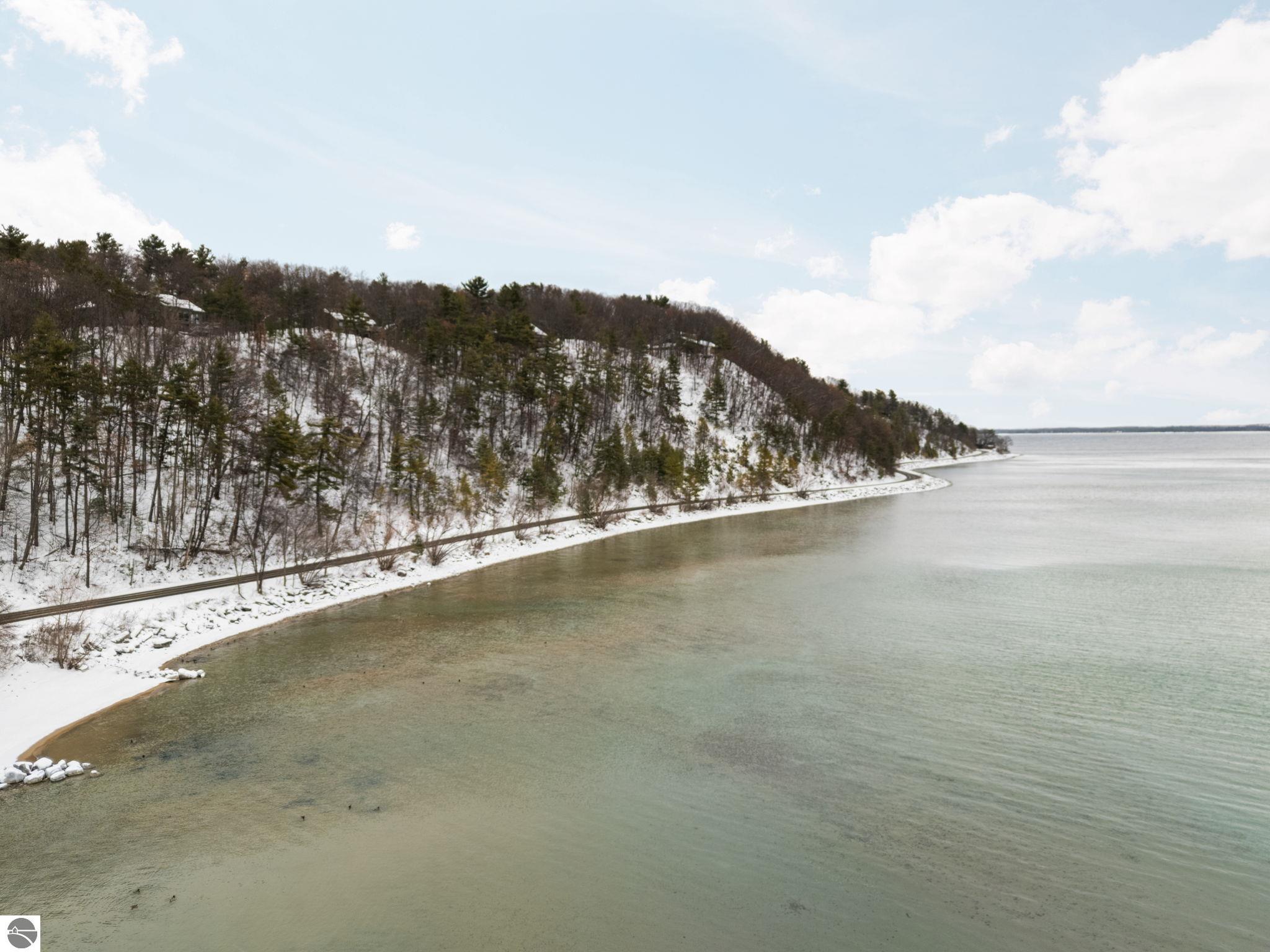 3019 Ishpeming Trail