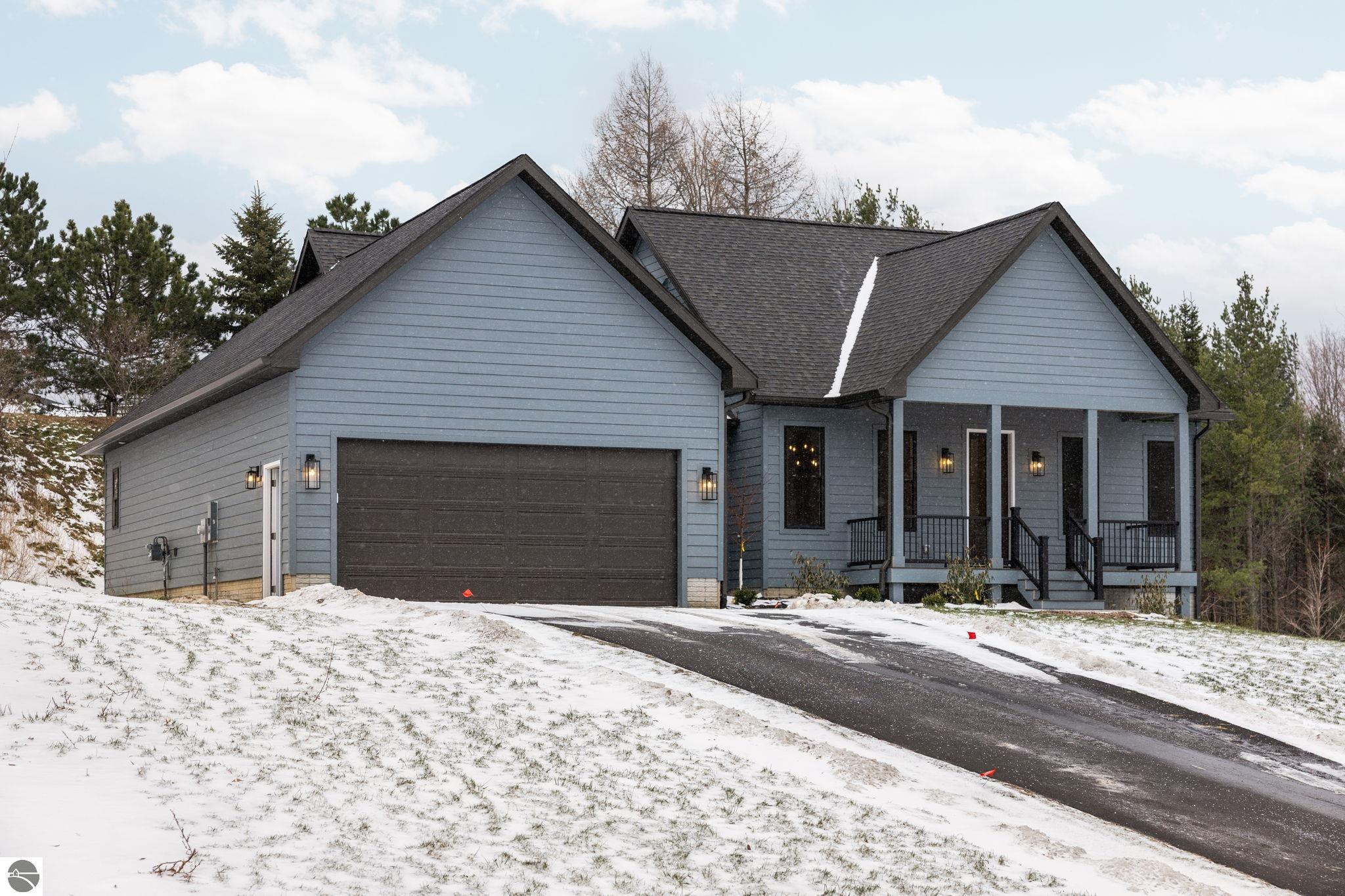1577 S Cherry Blossom Lane