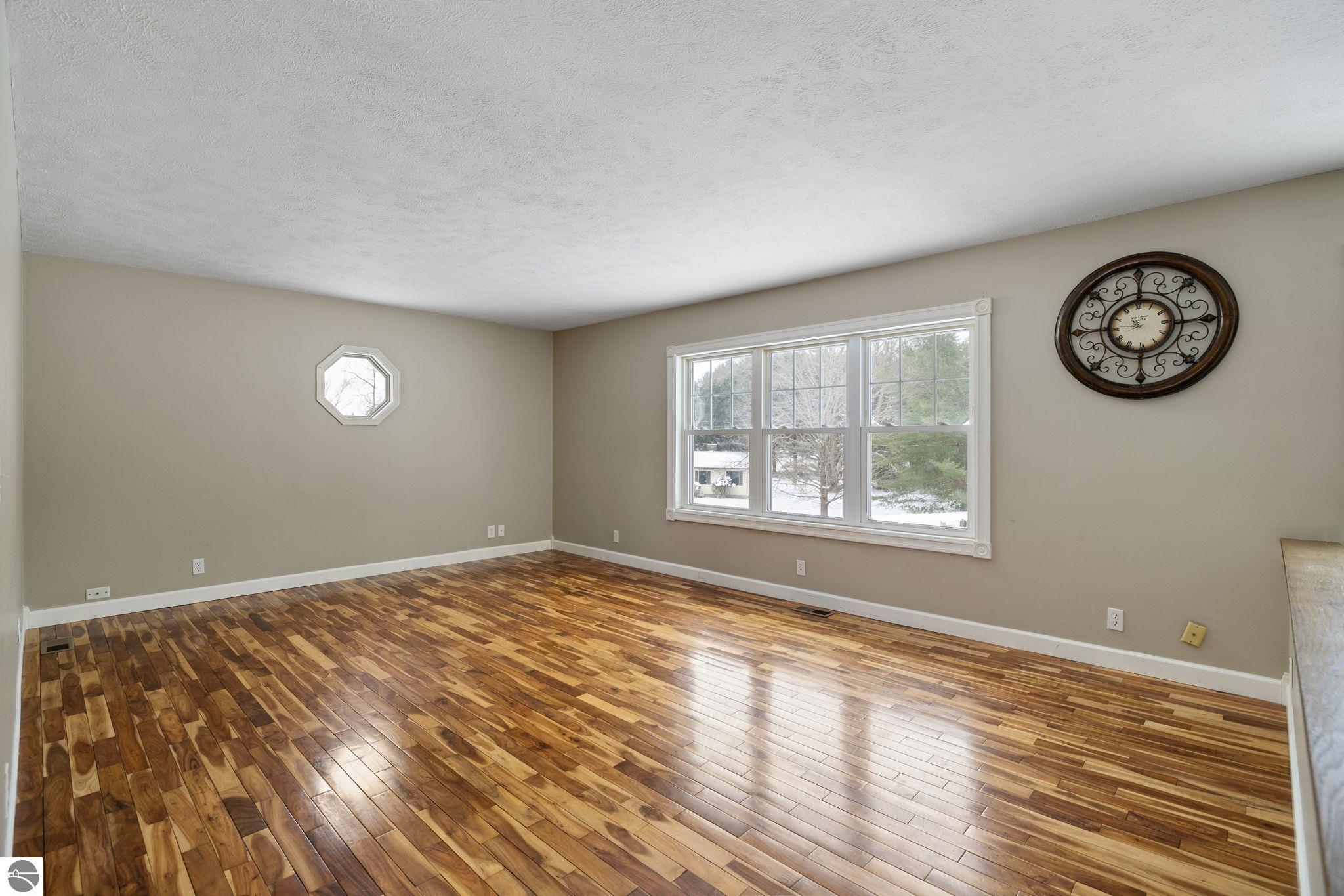 3303 Columbine Court