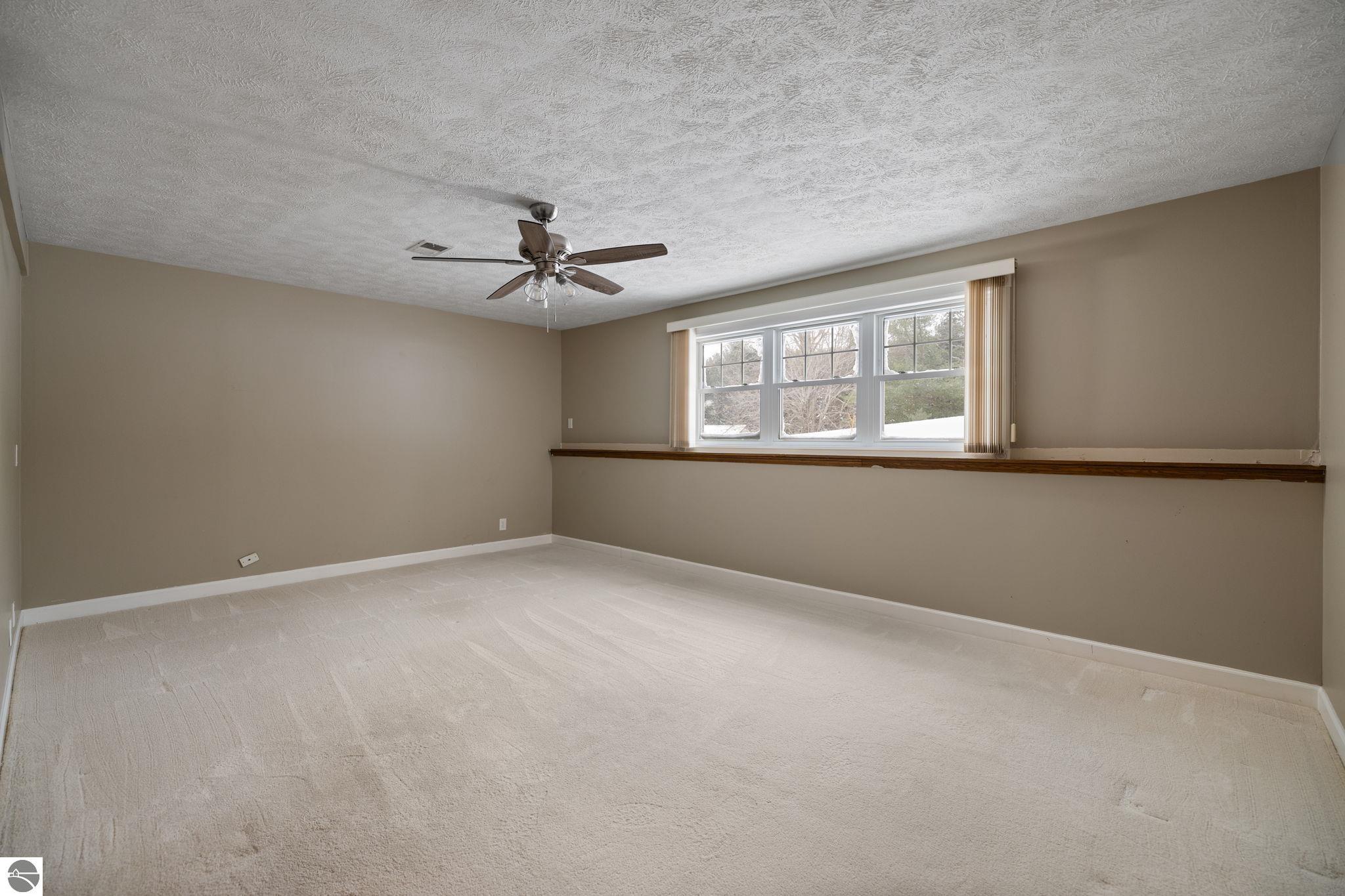 3303 Columbine Court