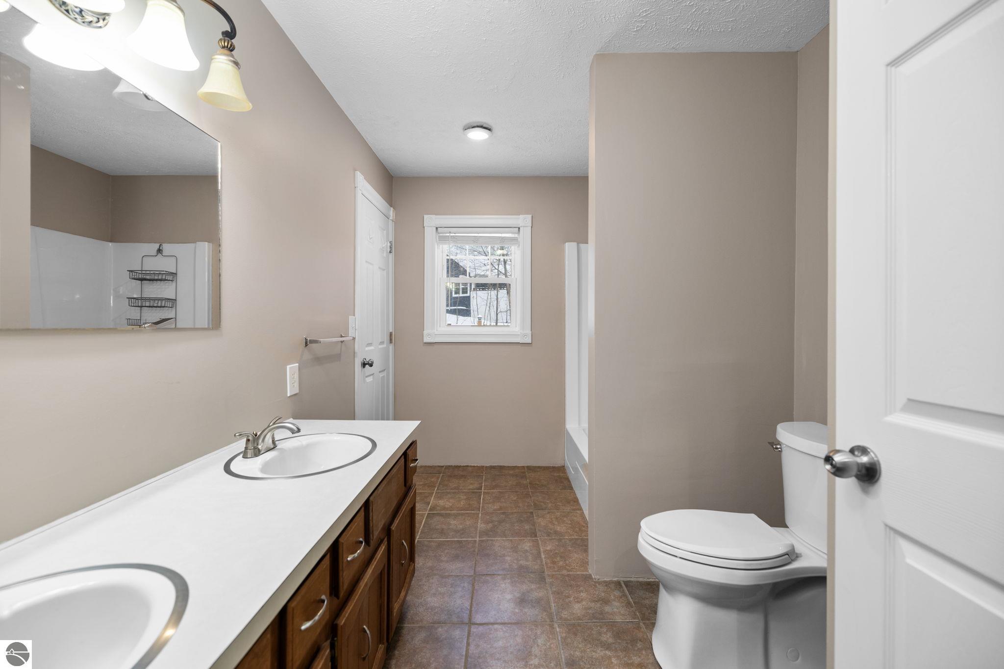 3303 Columbine Court