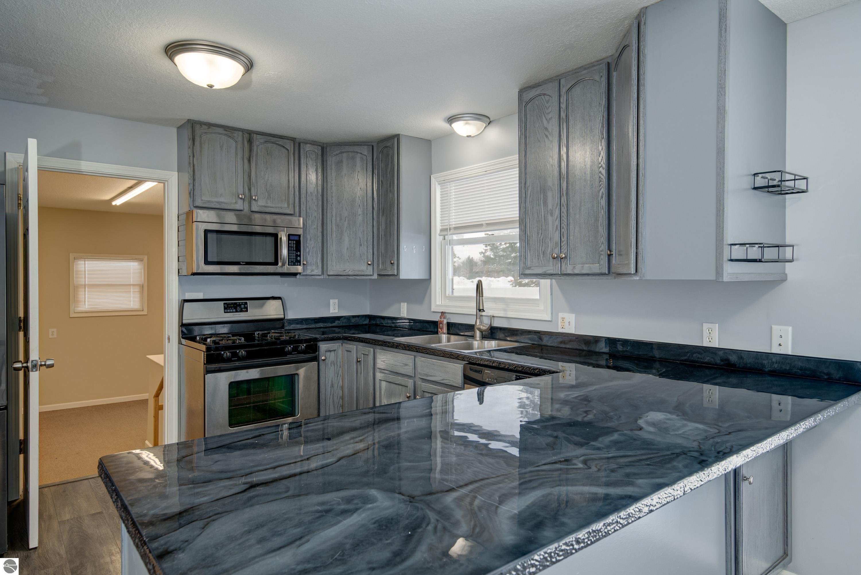 1021 W Kalkaska Road