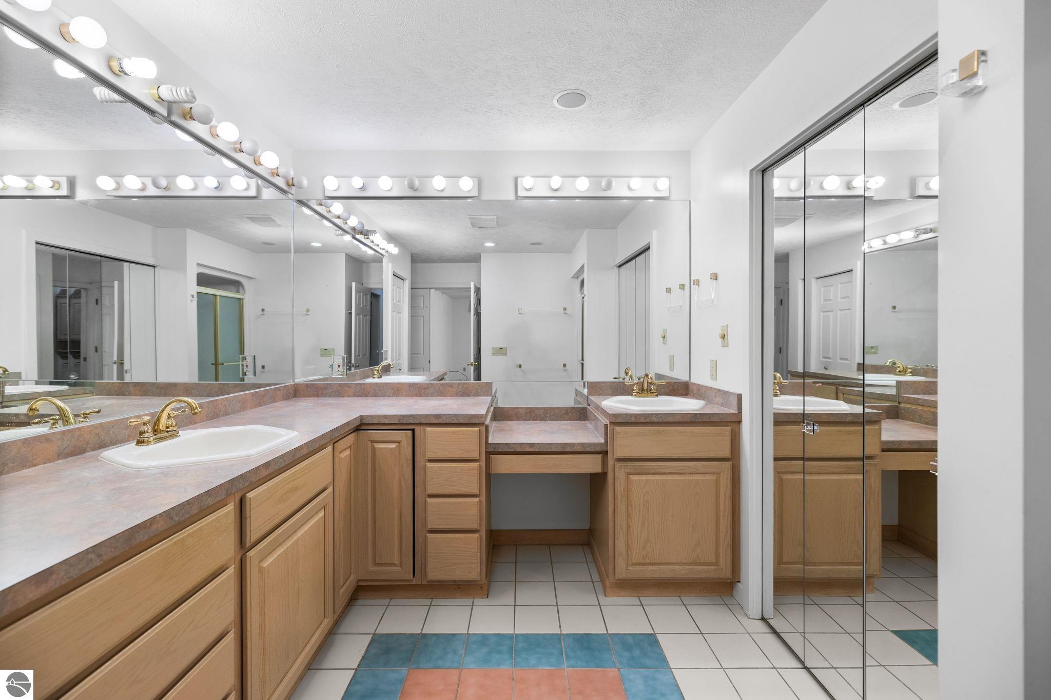 6550 Mission Ridge