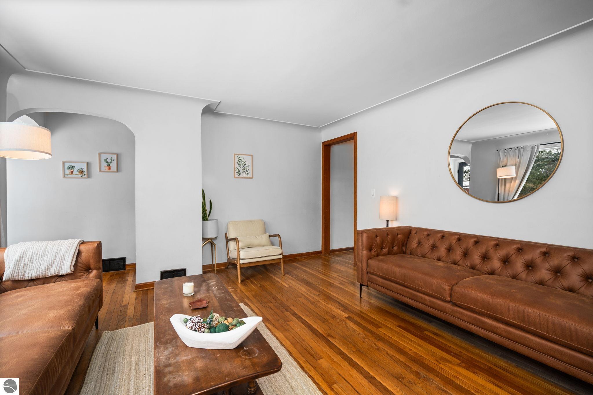 356 Huron