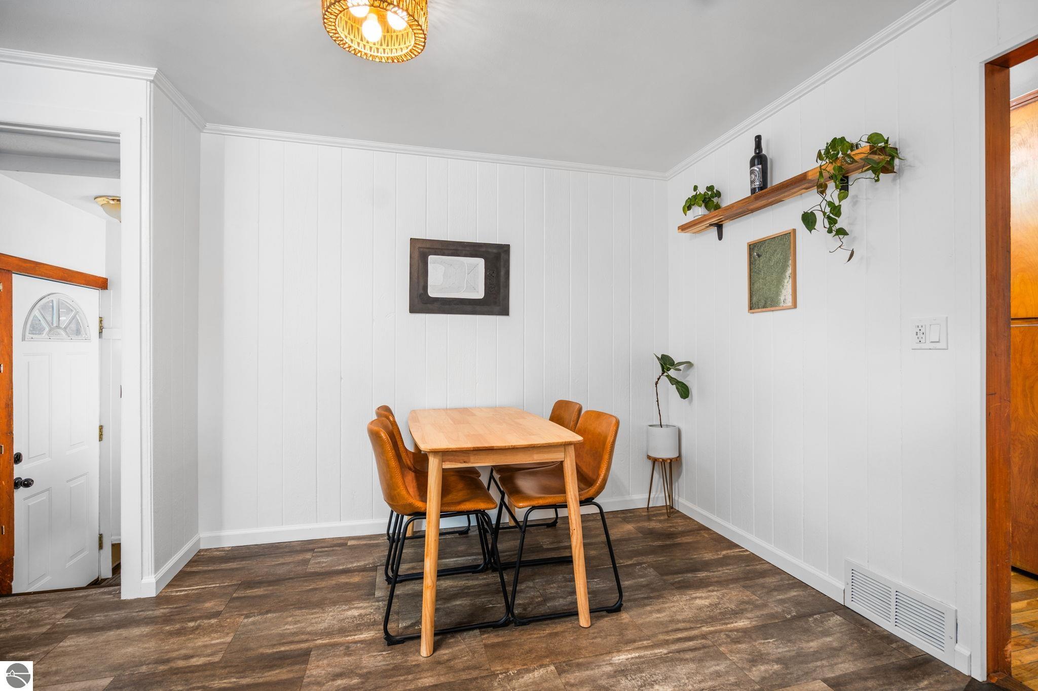 356 Huron