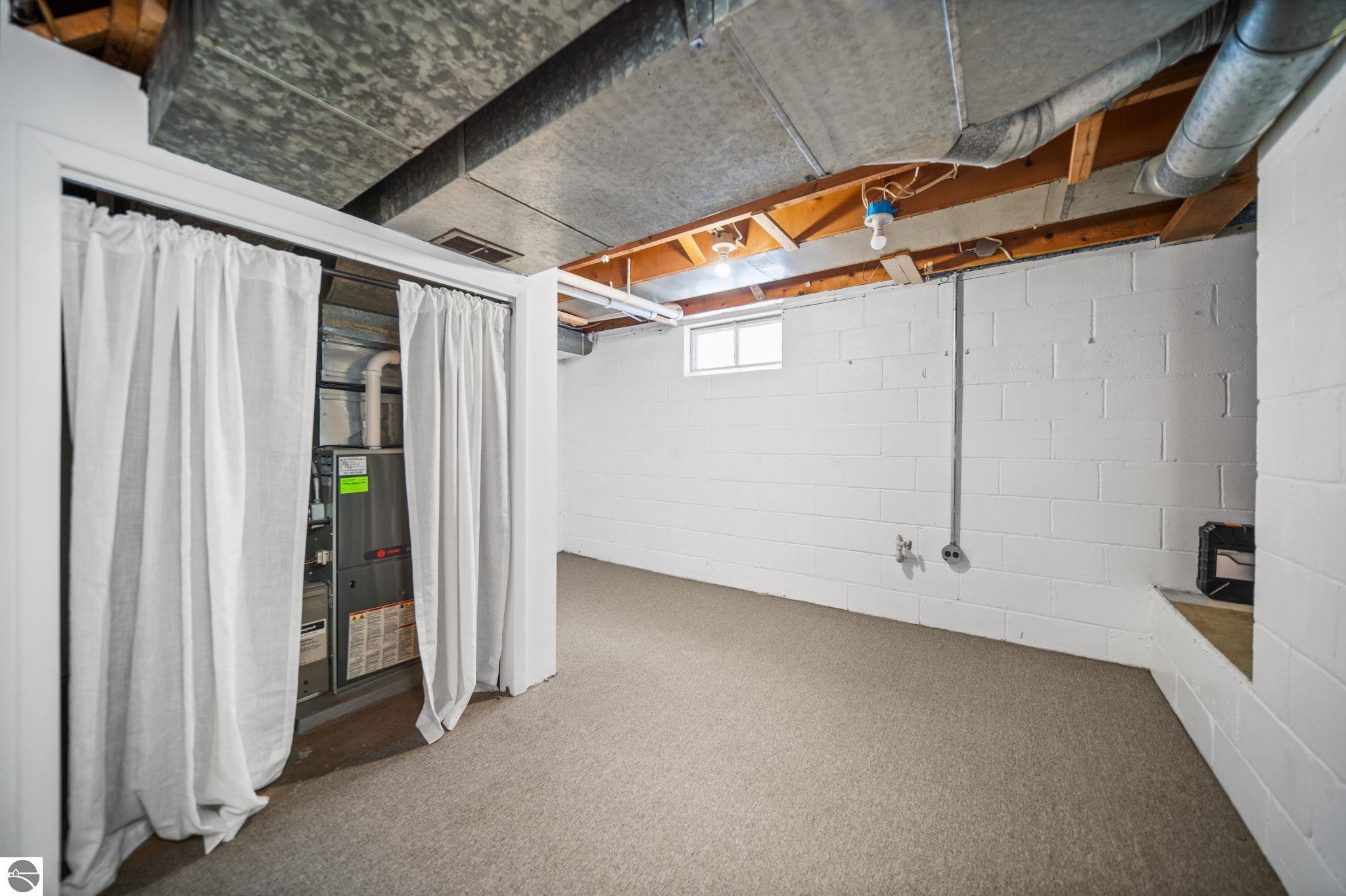 356 Huron
