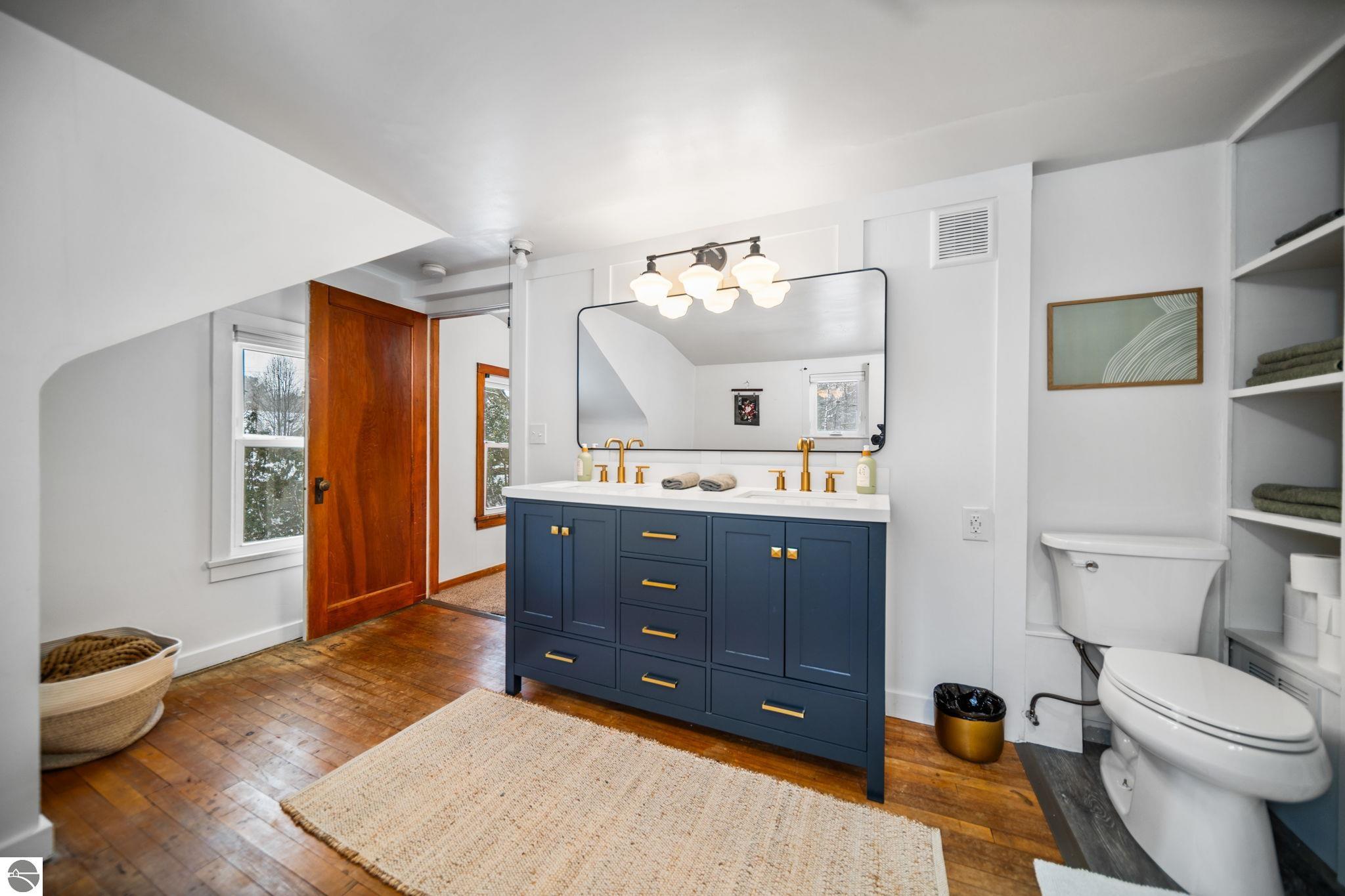 356 Huron