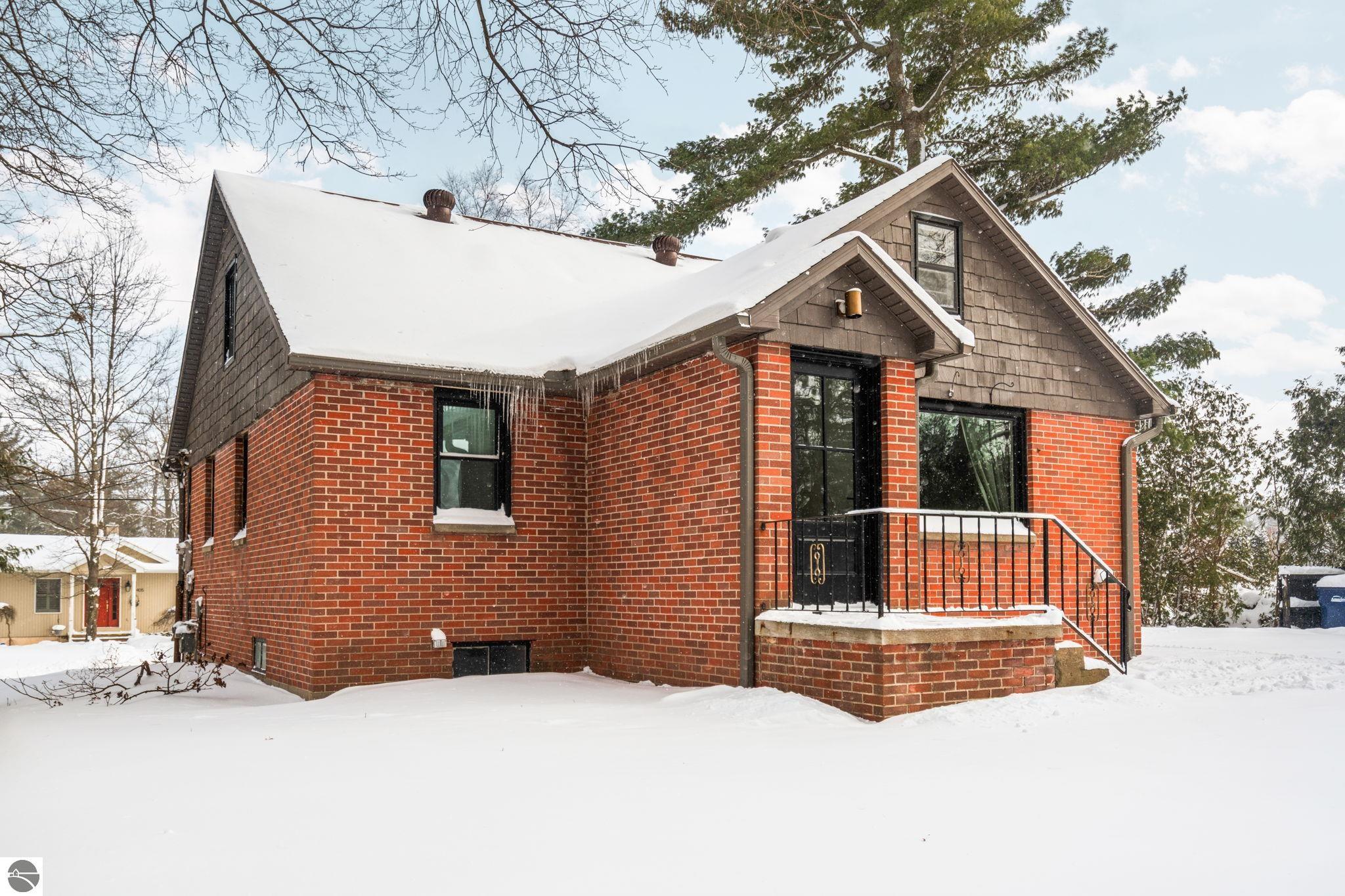 356 Huron