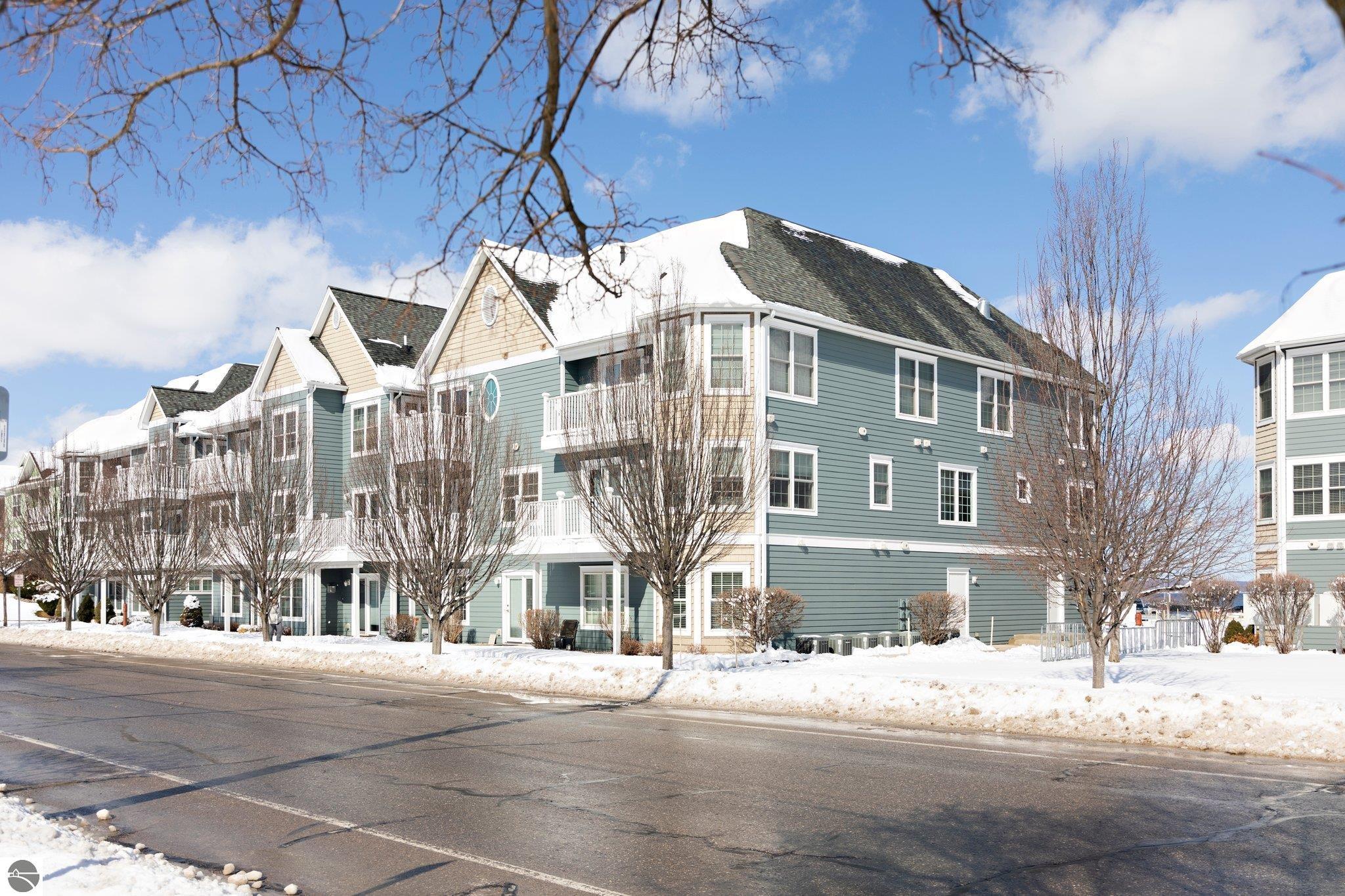 100 Hope Street # 12