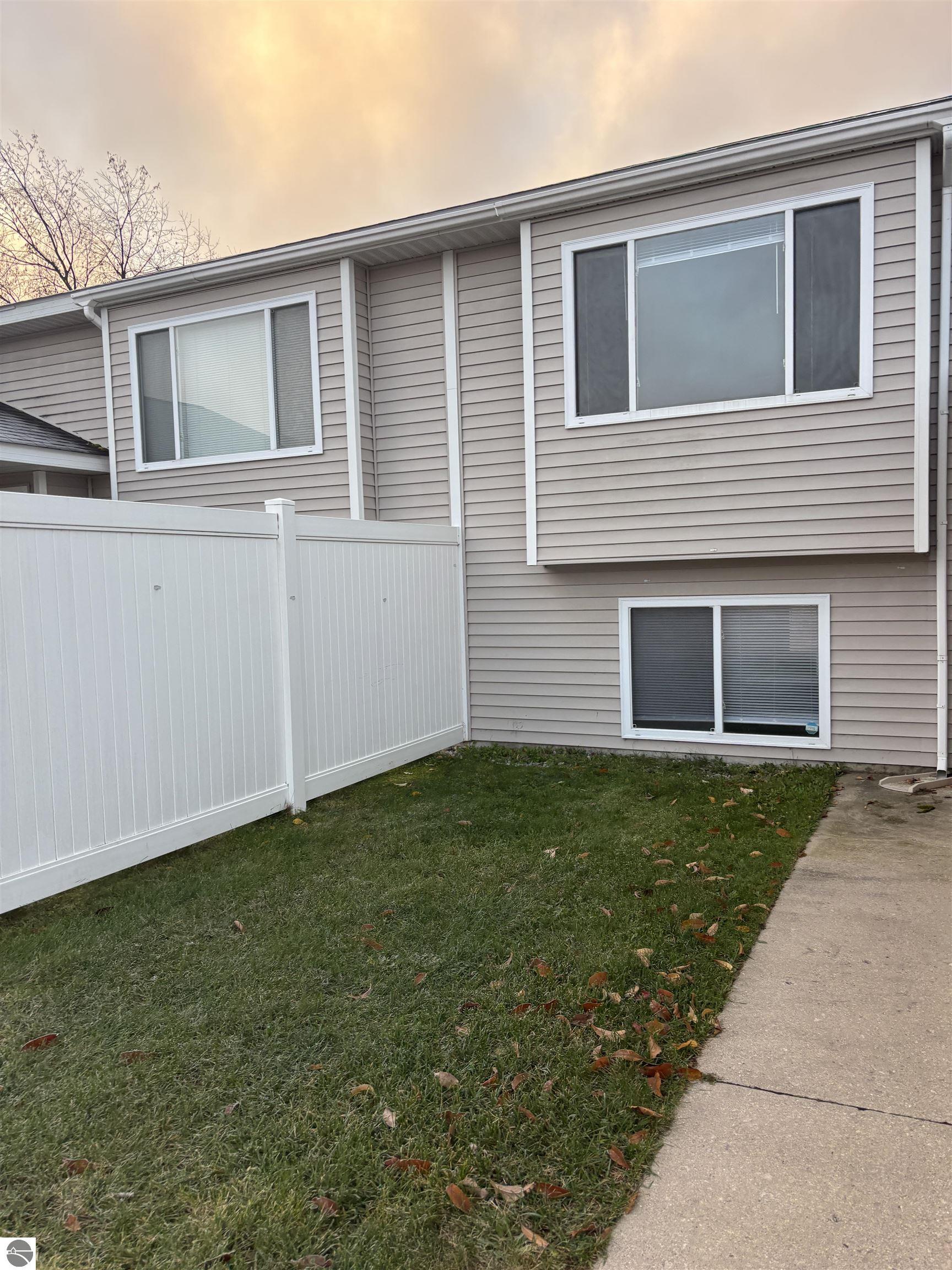 2473 & 2481 Woodcock Lane