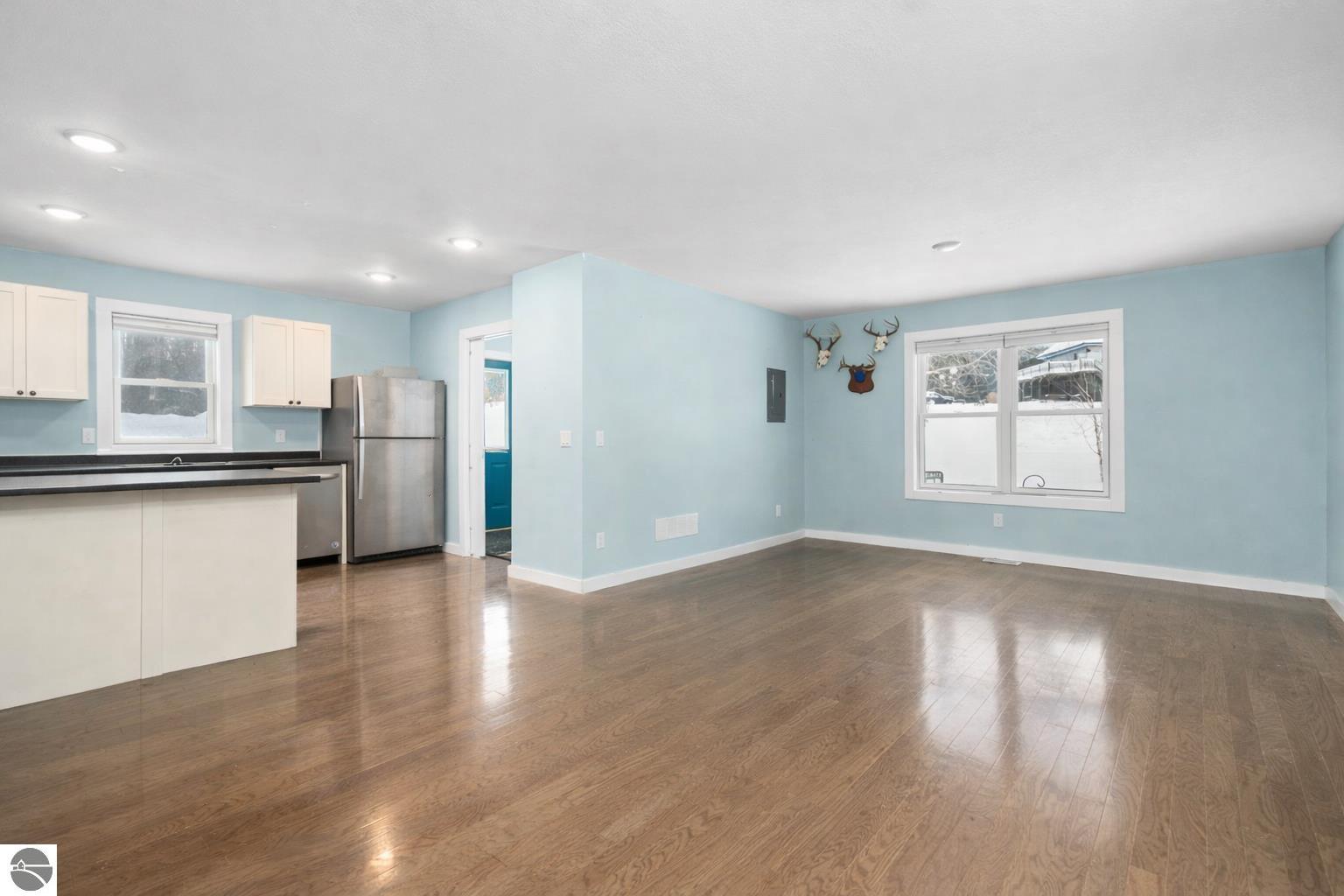 9550 N Manitou Trail