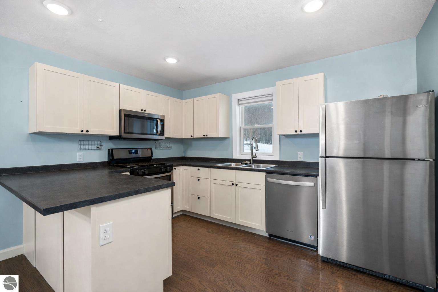 9550 N Manitou Trail