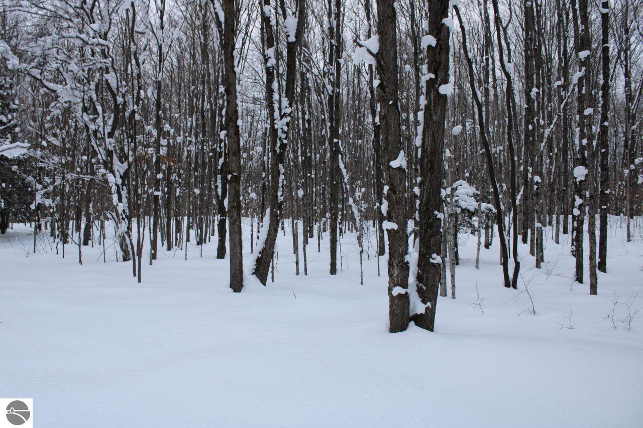 6583 NE Boulder Lane