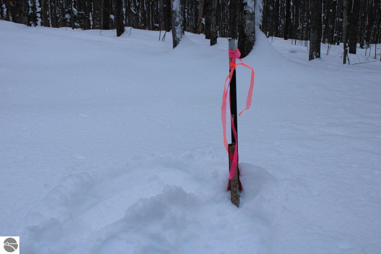 6583 NE Boulder Lane