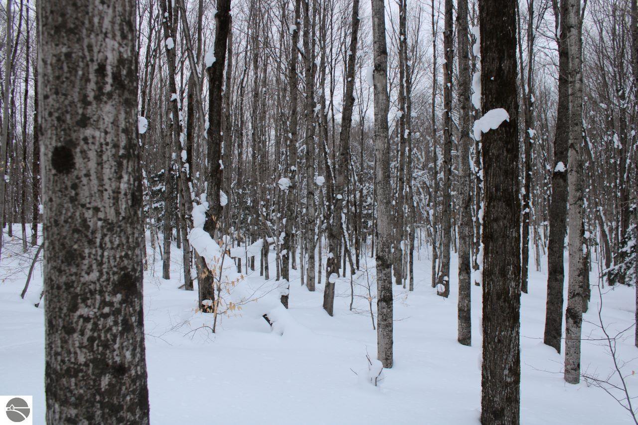 6583 NE Boulder Lane