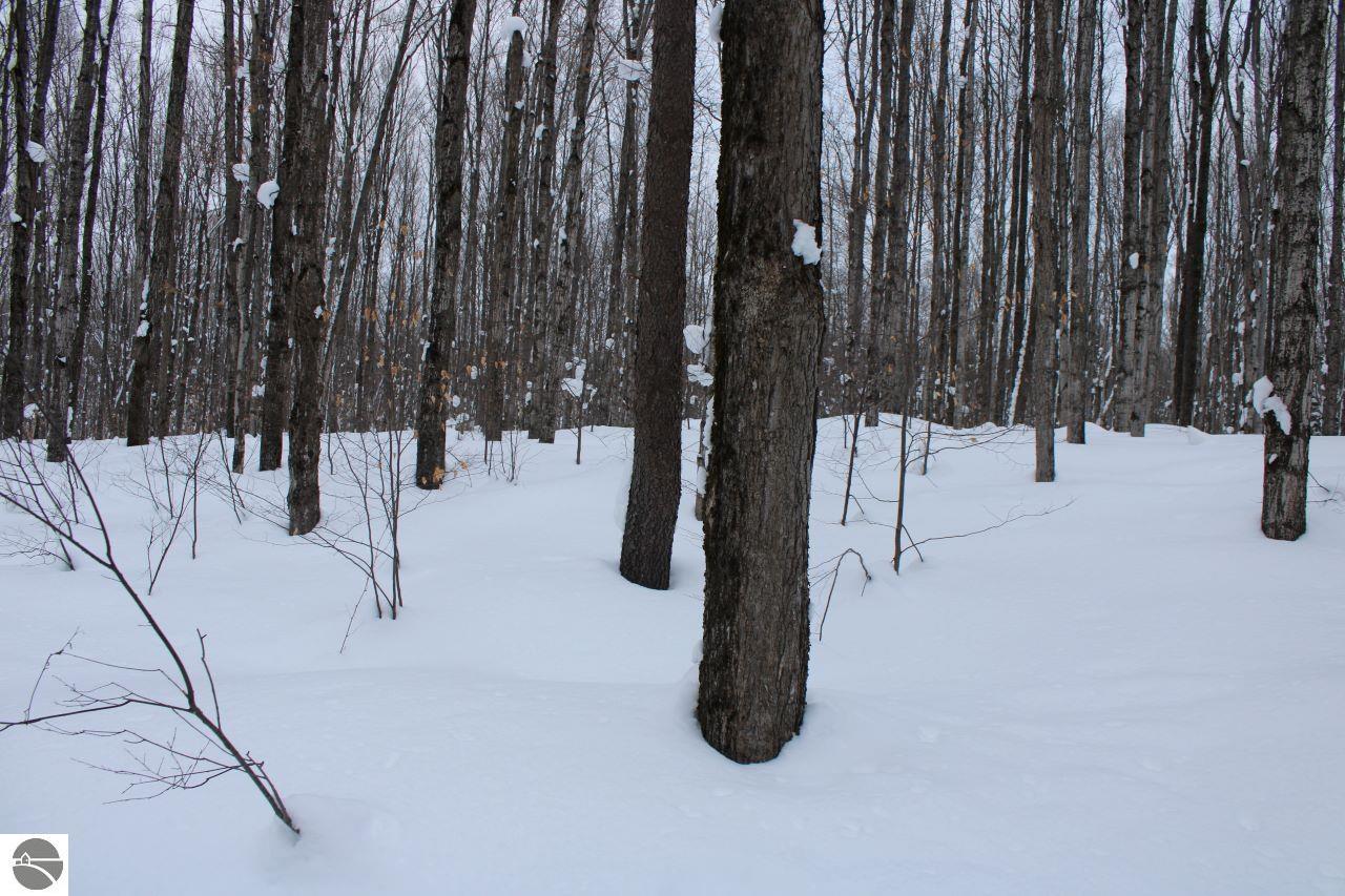 6583 NE Boulder Lane