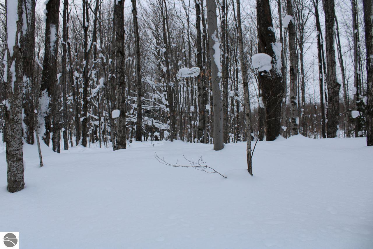 6583 NE Boulder Lane