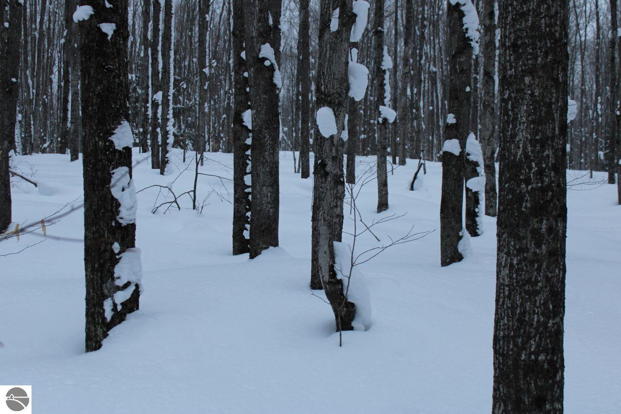 6583 NE Boulder Lane