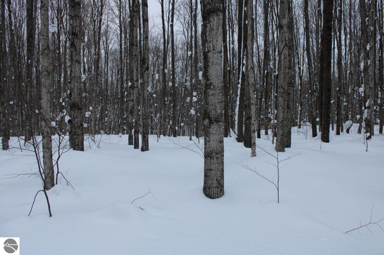 6583 NE Boulder Lane