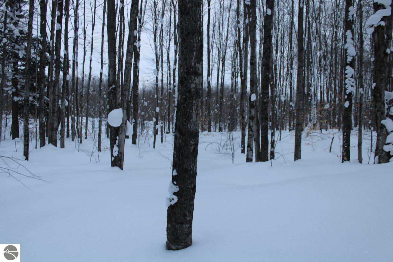 6583 NE Boulder Lane