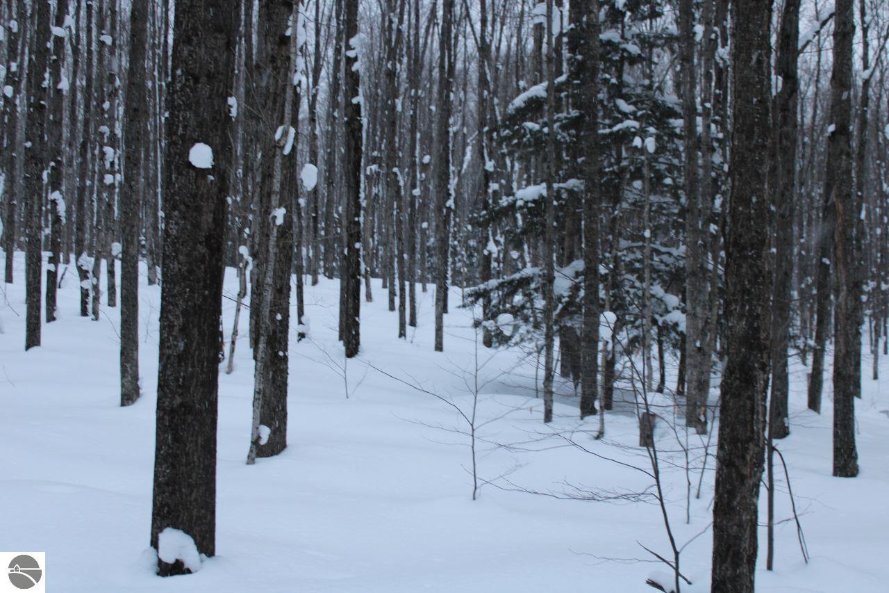 6583 NE Boulder Lane