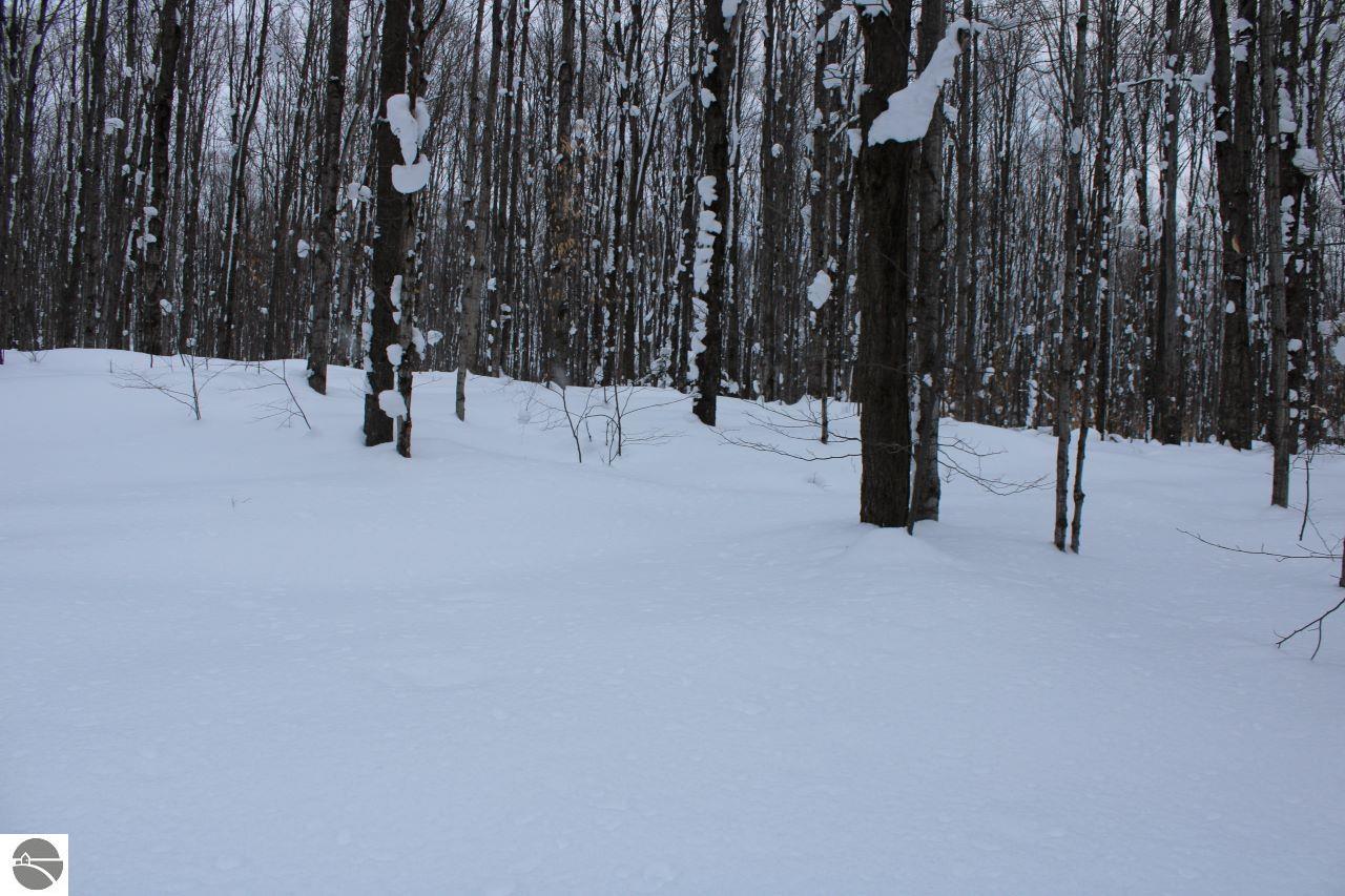 6583 NE Boulder Lane