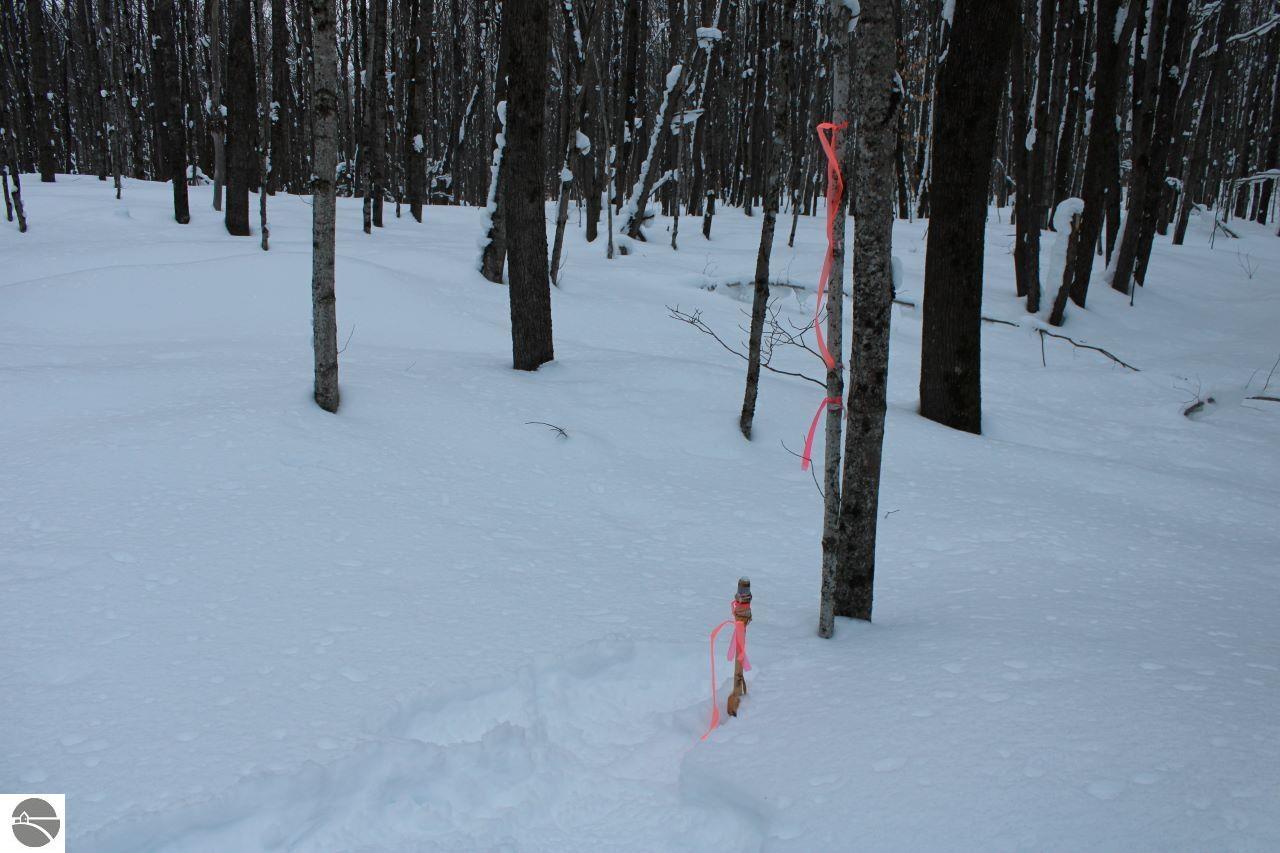 6583 NE Boulder Lane