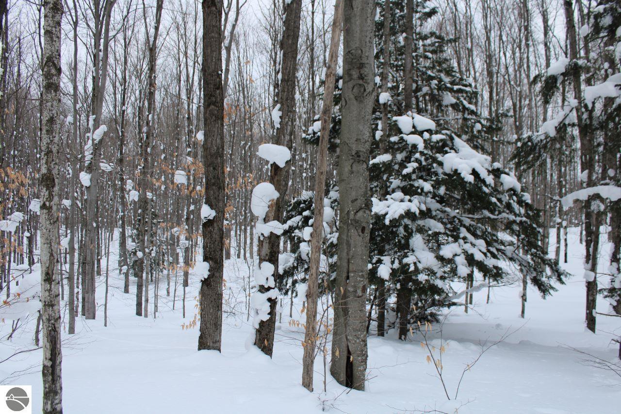 6583 NE Boulder Lane