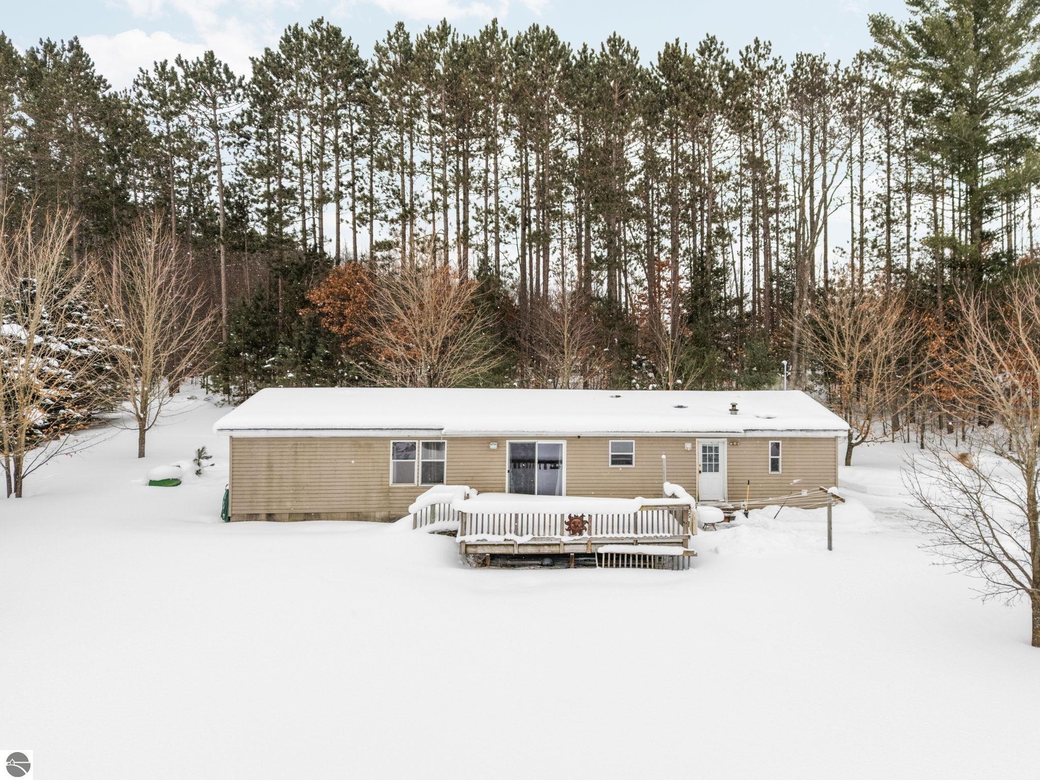 8127 Wood Road