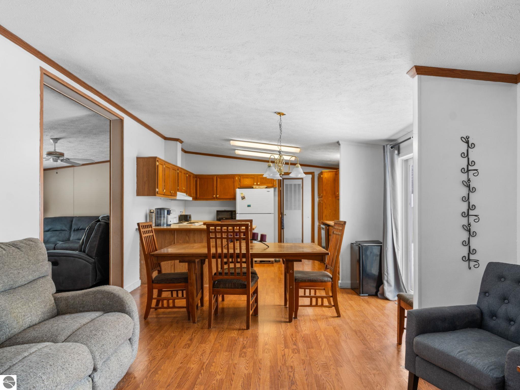 8127 Wood Road