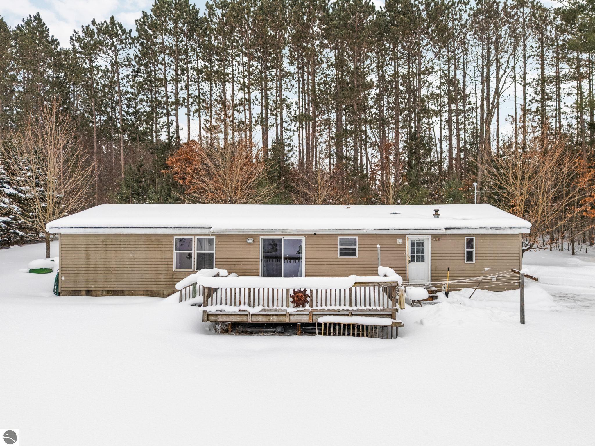 8127 Wood Road