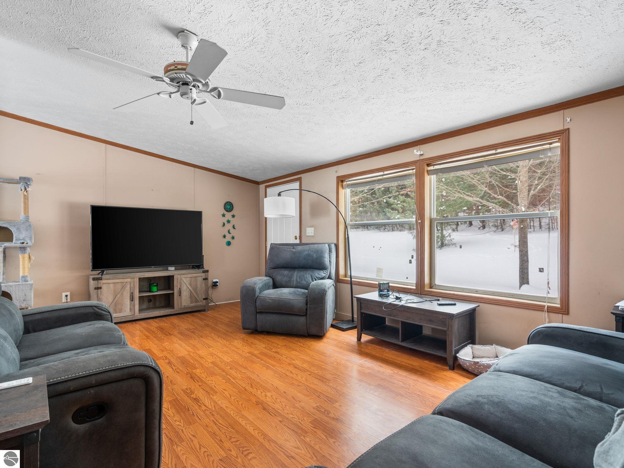 8127 Wood Road