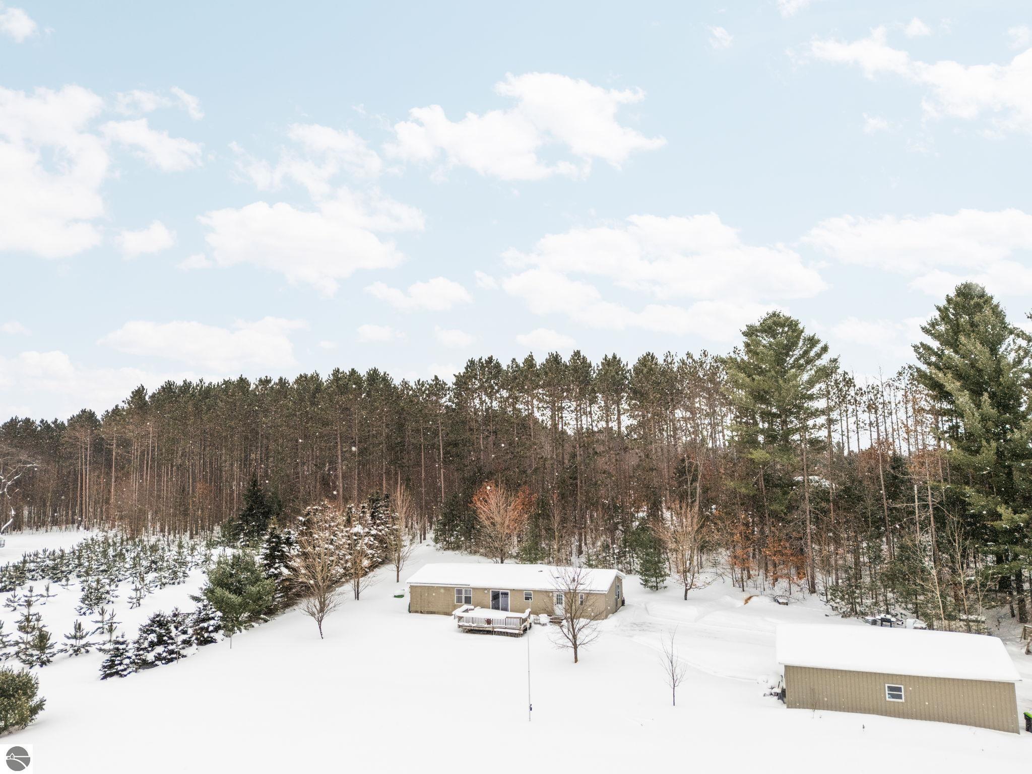 8127 Wood Road