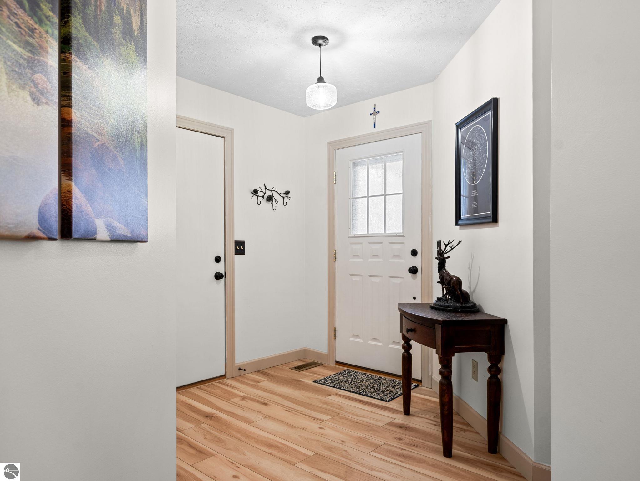 1049 Hemingway Lane