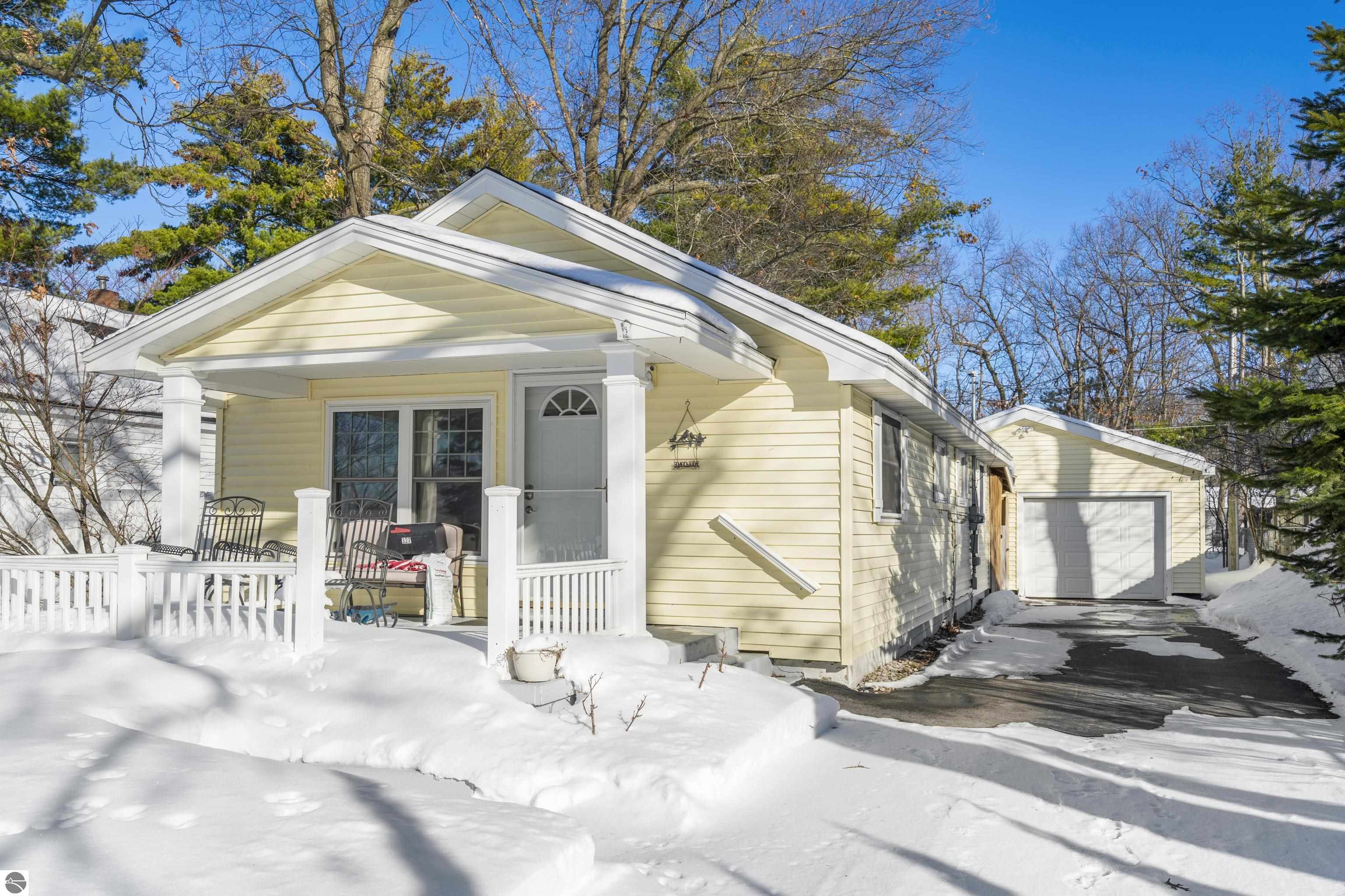 327 Fair Street
