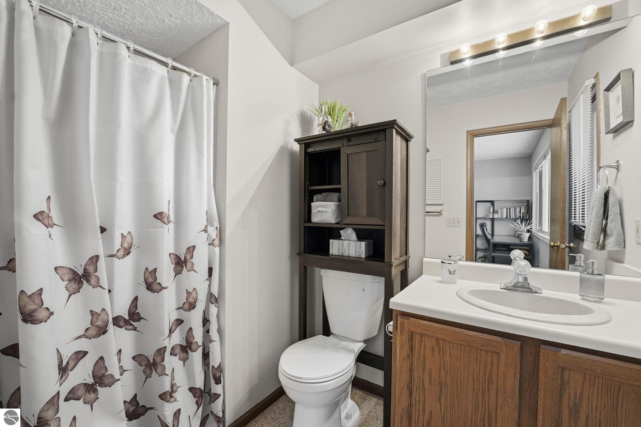 3906 Sherwood Forest Drive # 19
